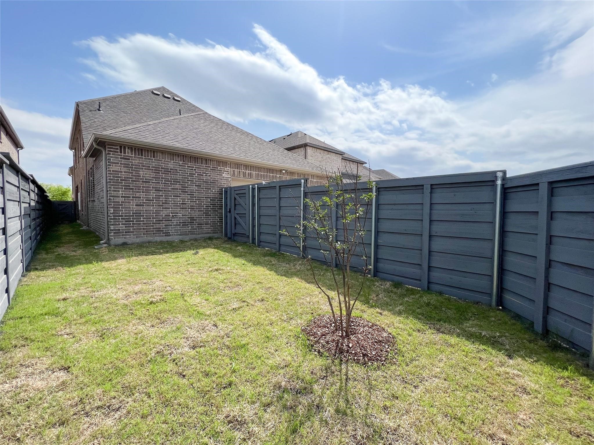 1737 Elise Lane