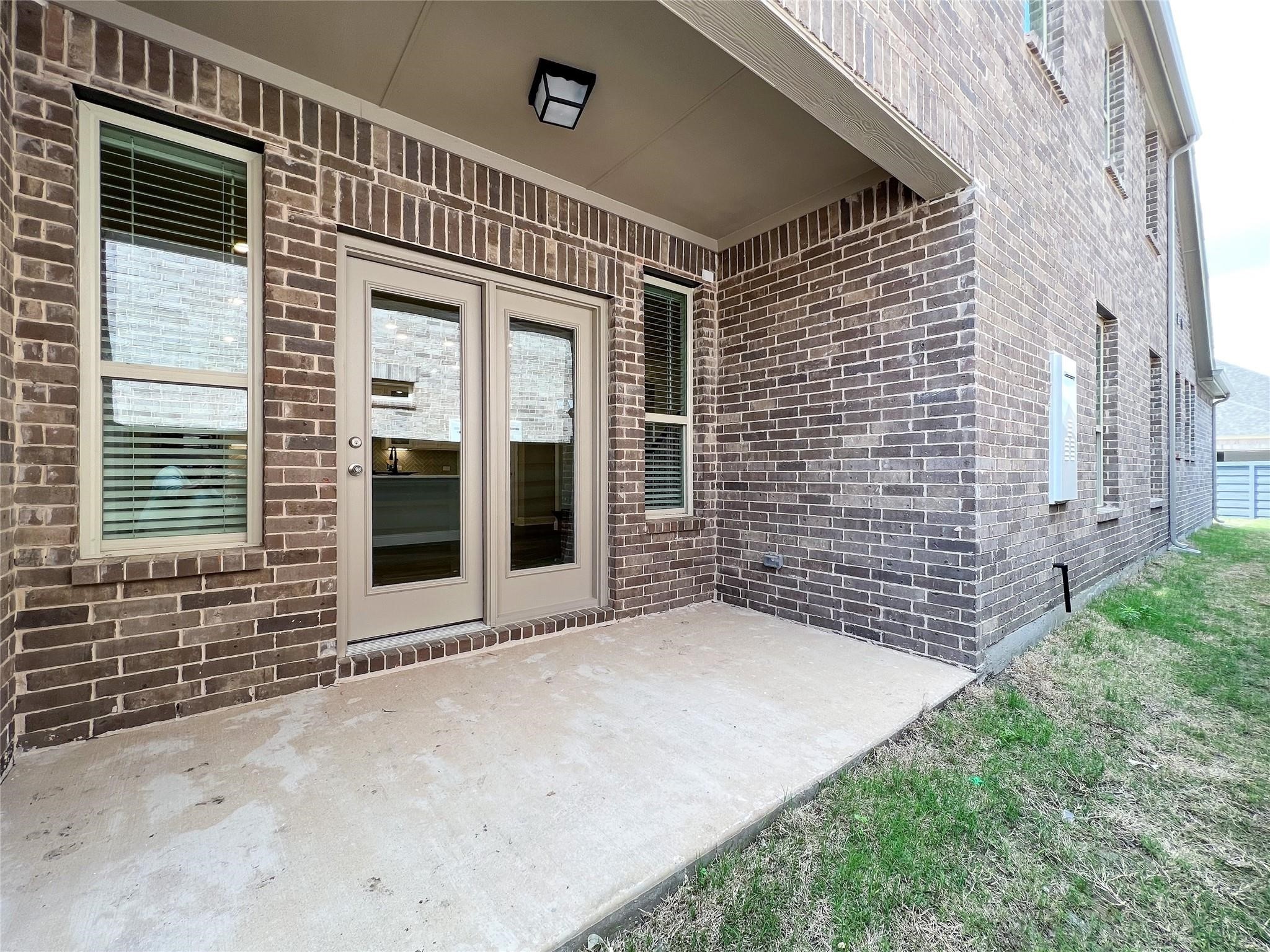 1737 Elise Lane