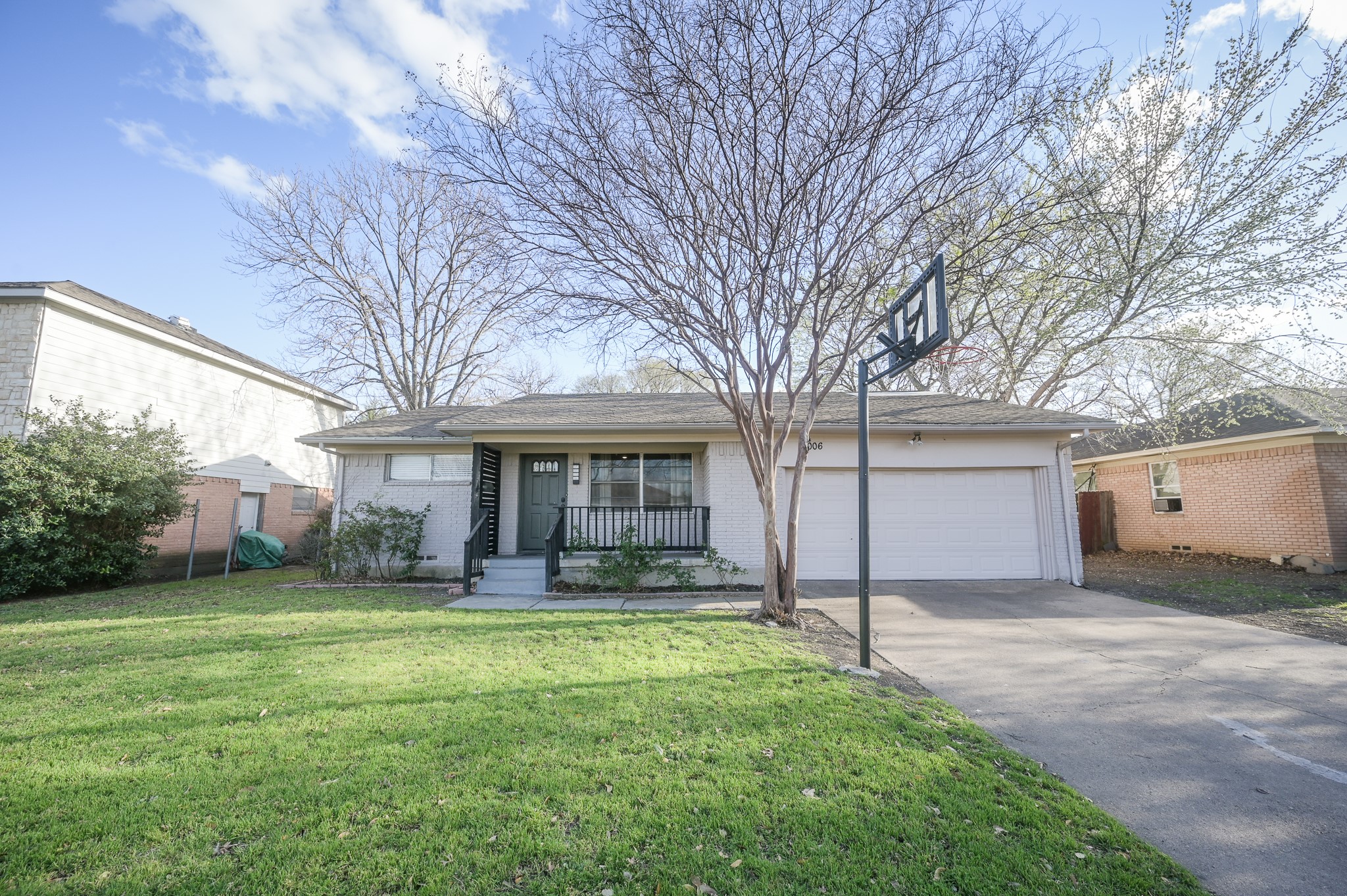 1006 Bandera Lane