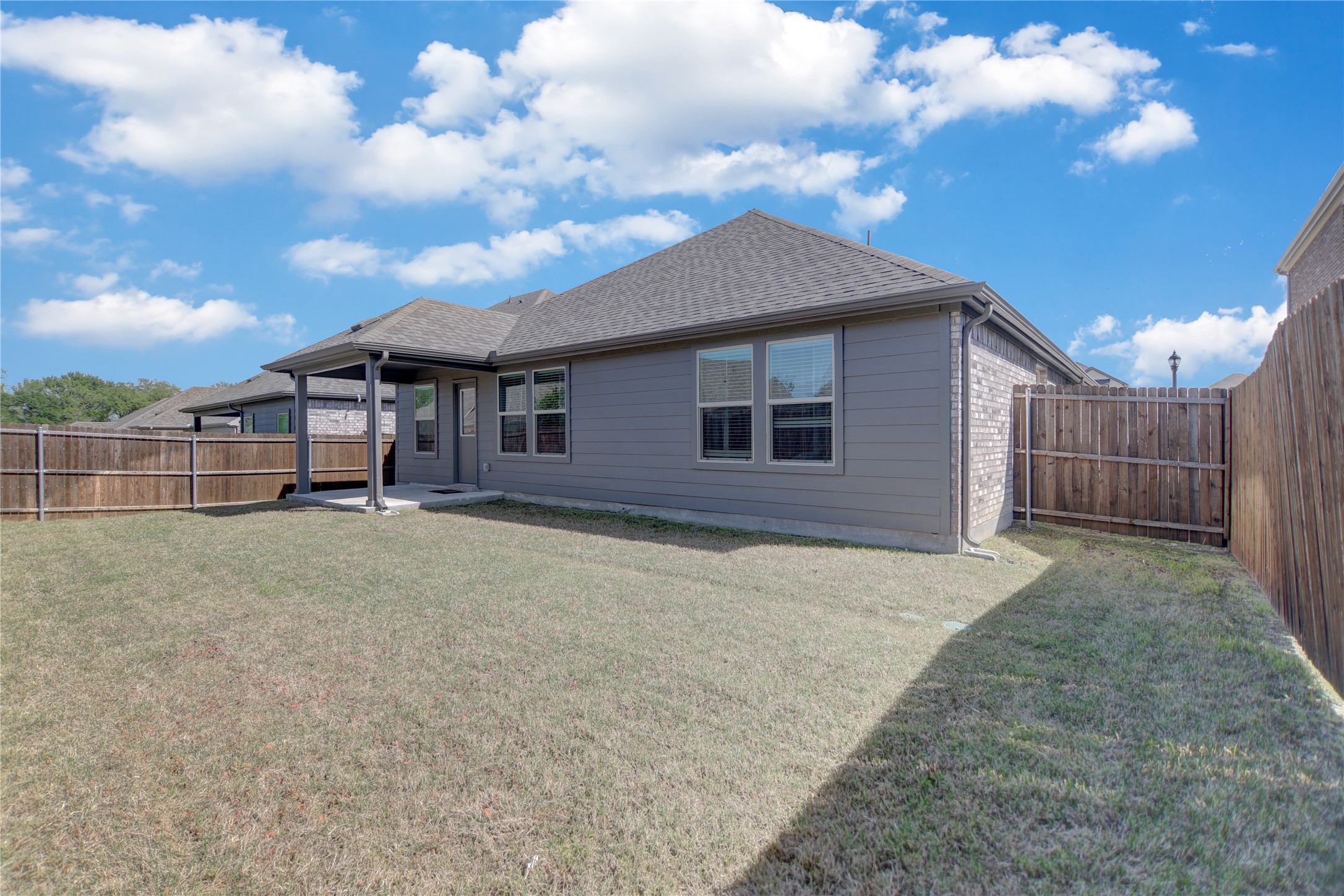 468 Fox Ridge Drive