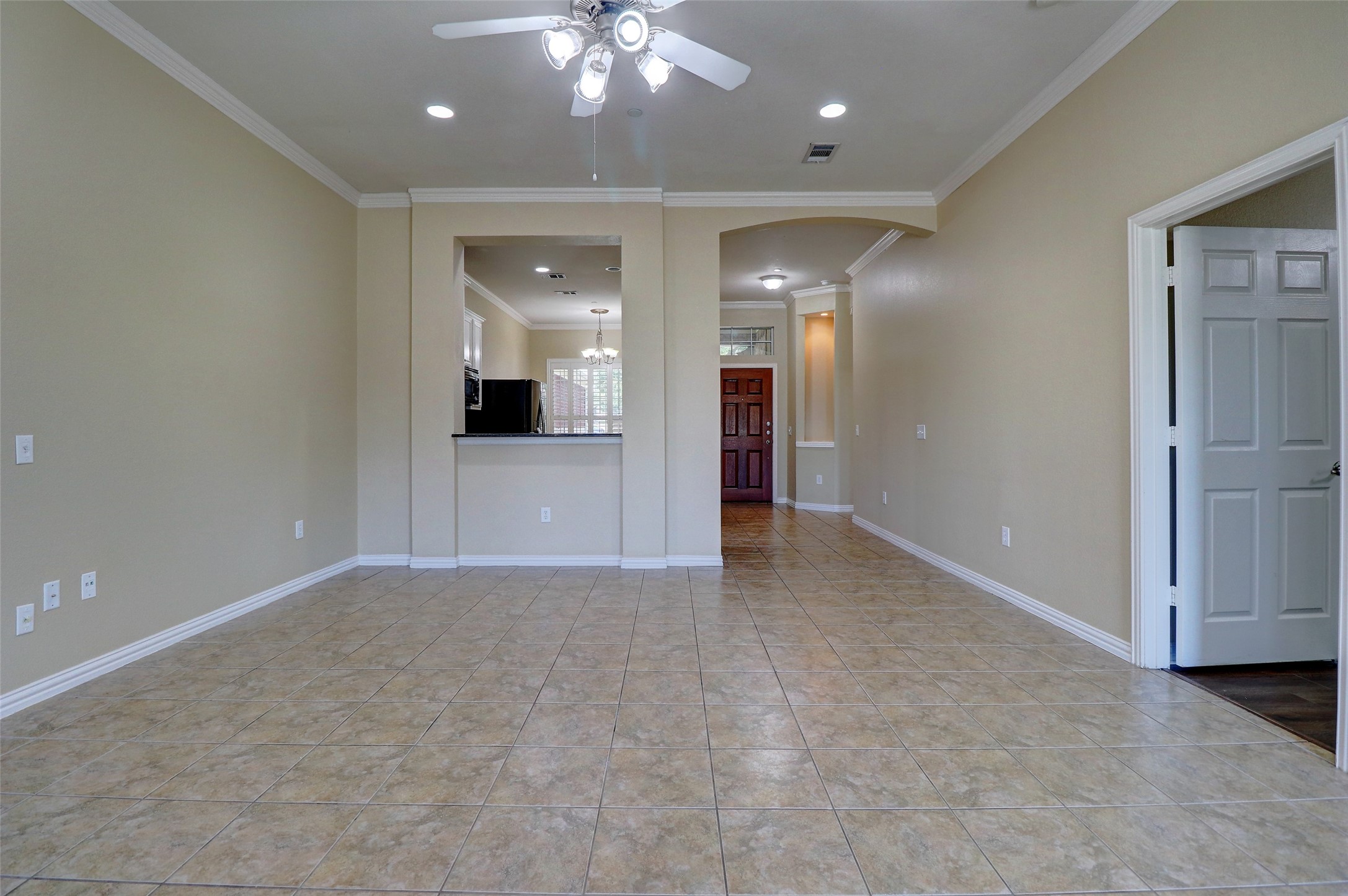 9904 Derwent Drive