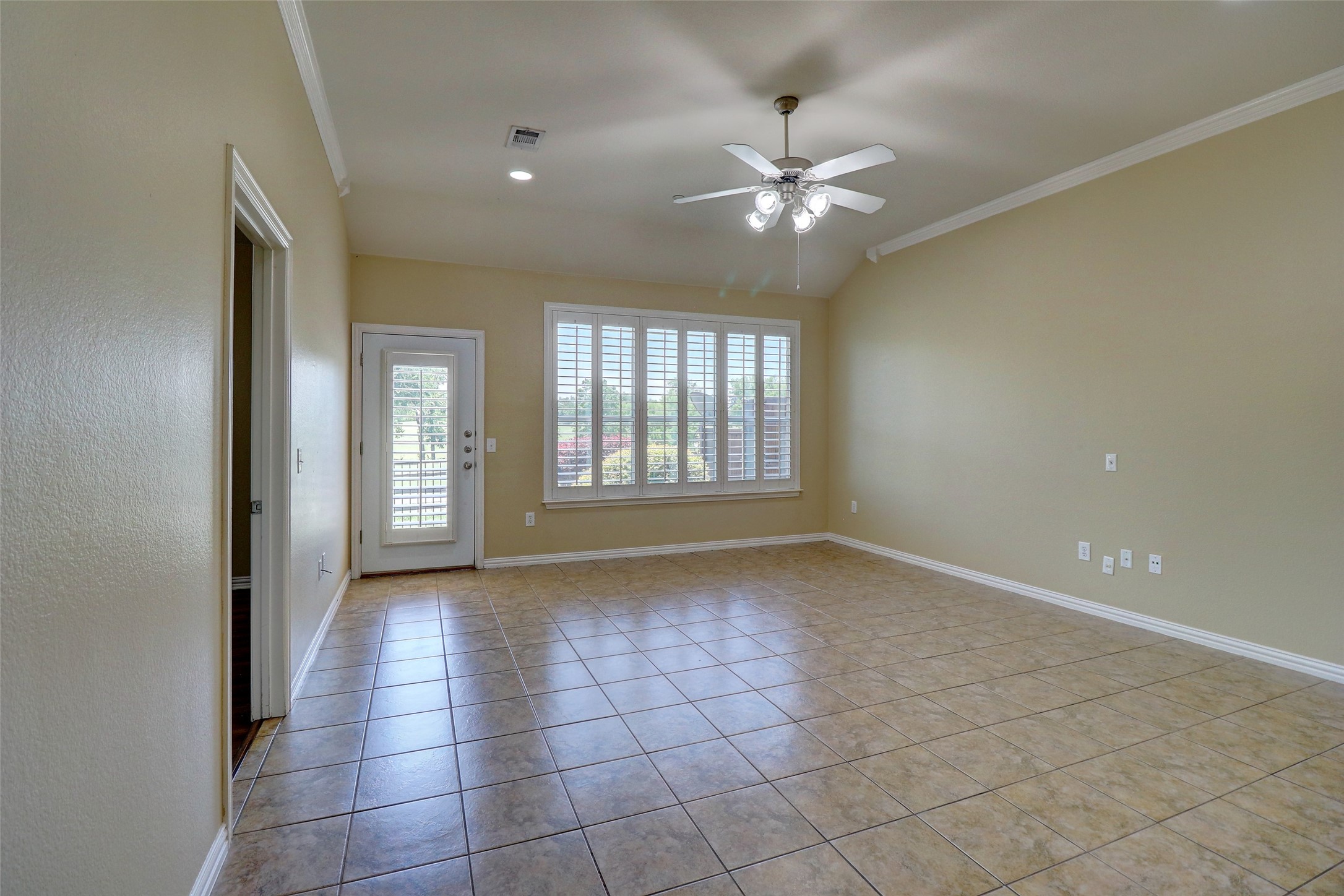 9904 Derwent Drive