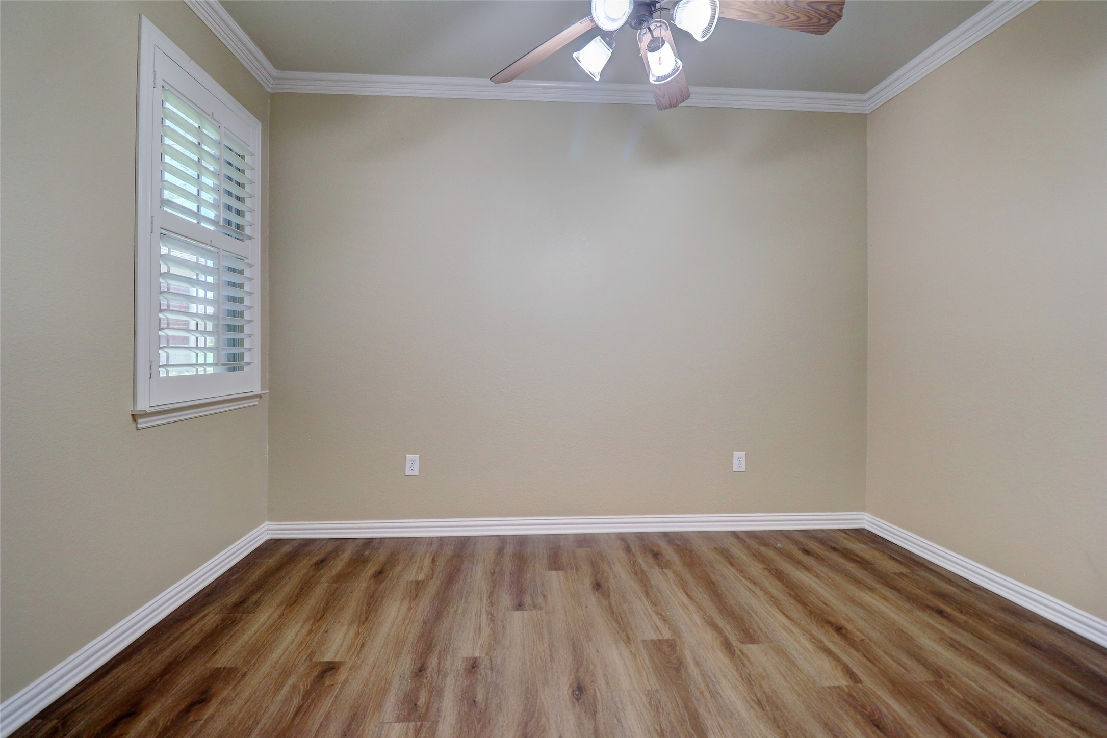 9904 Derwent Drive