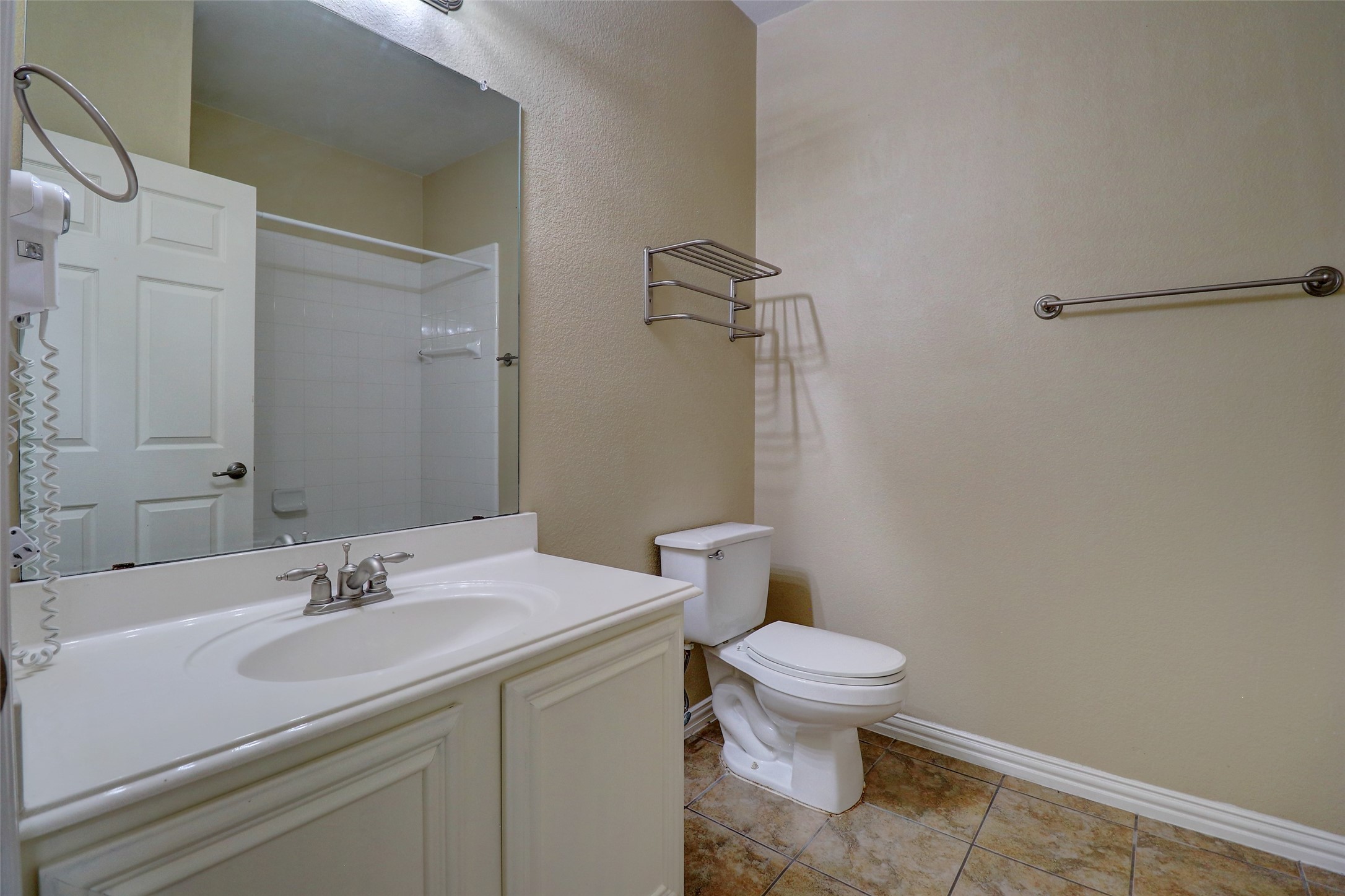 9904 Derwent Drive
