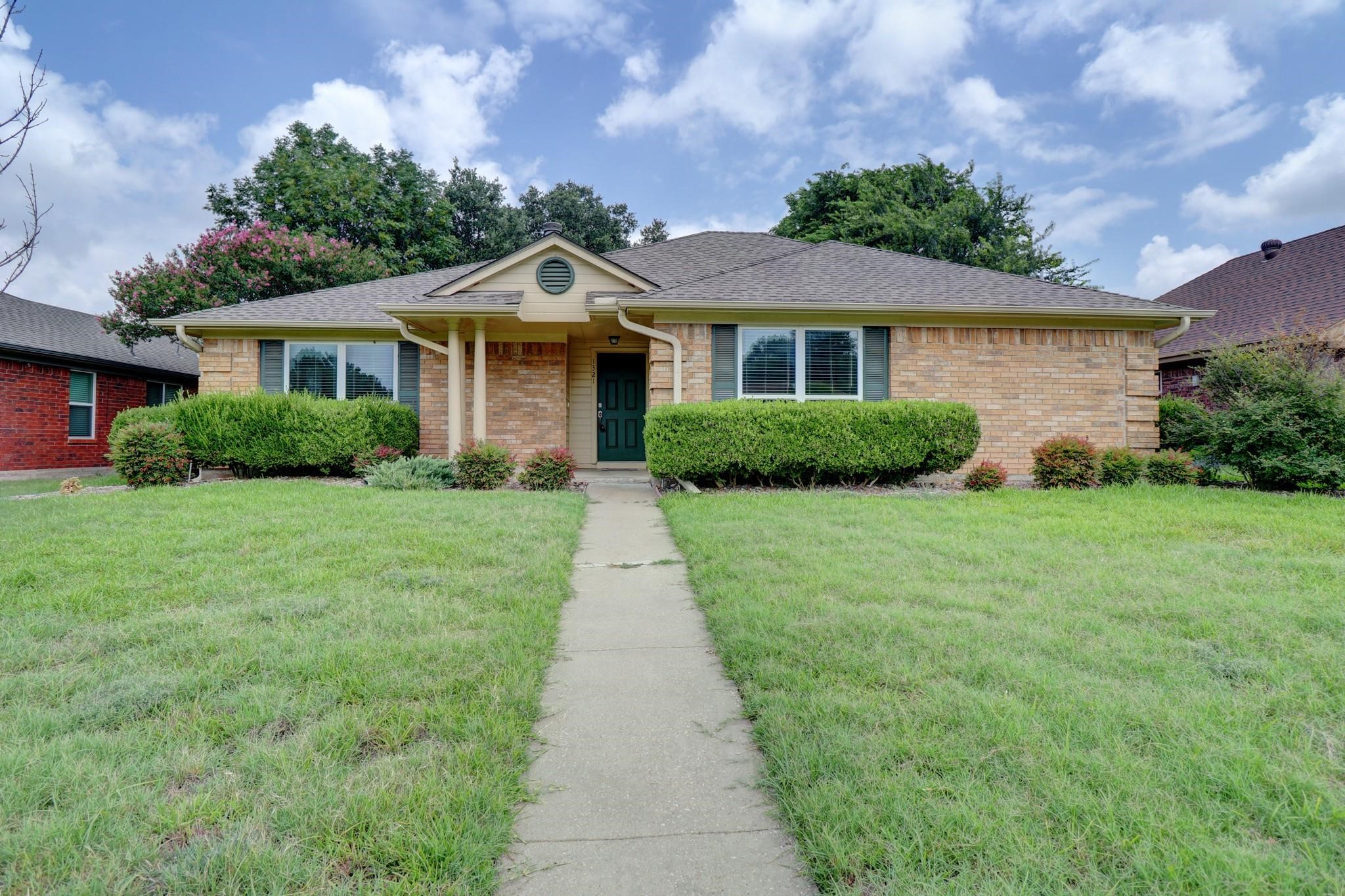 1321 Clover Drive