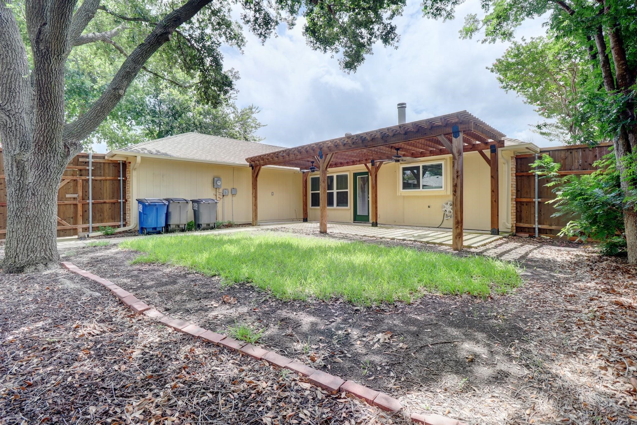 1321 Clover Drive