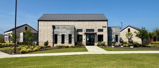 4104 Zoe Lane