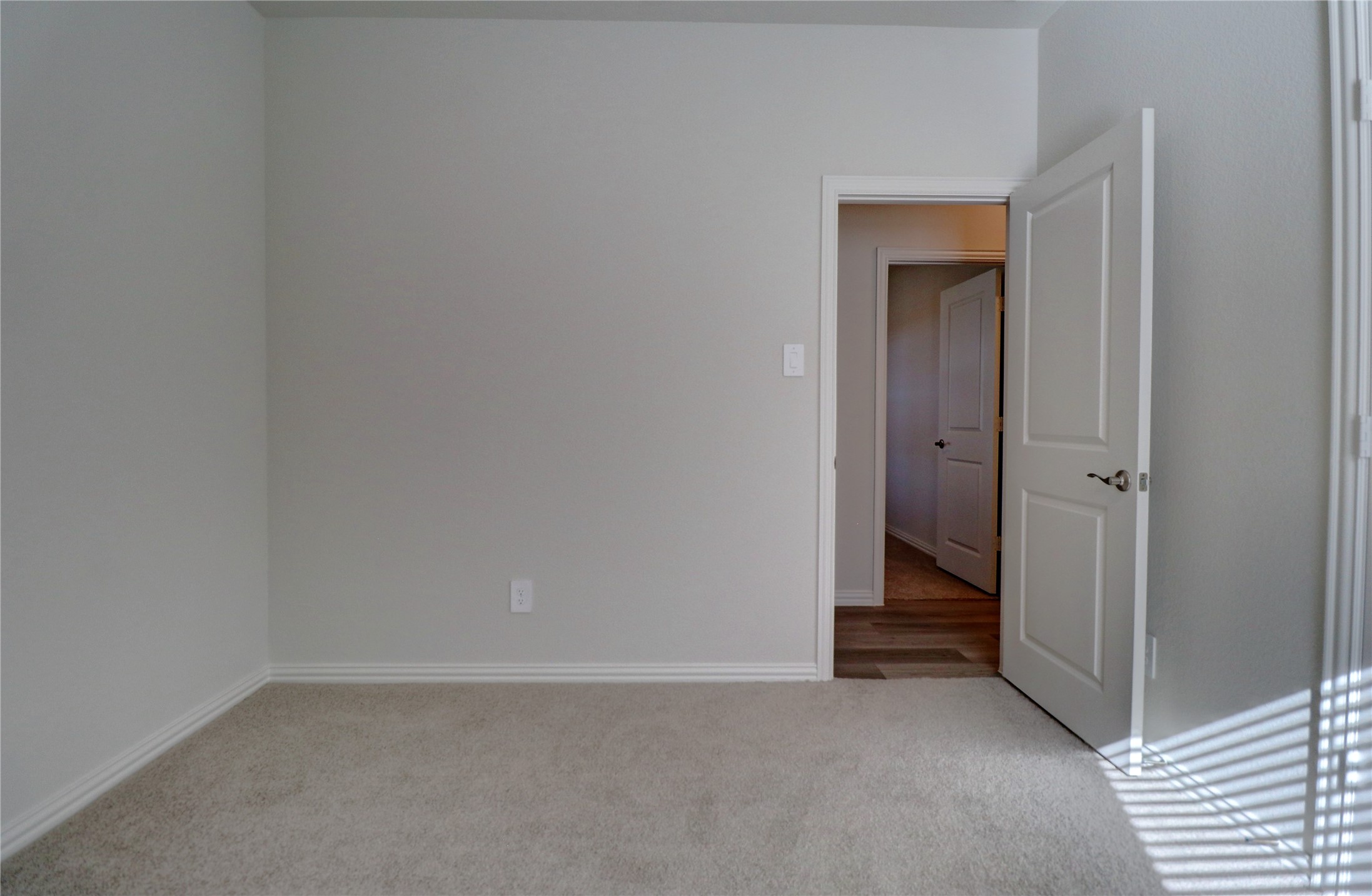 4104 Zoe Lane