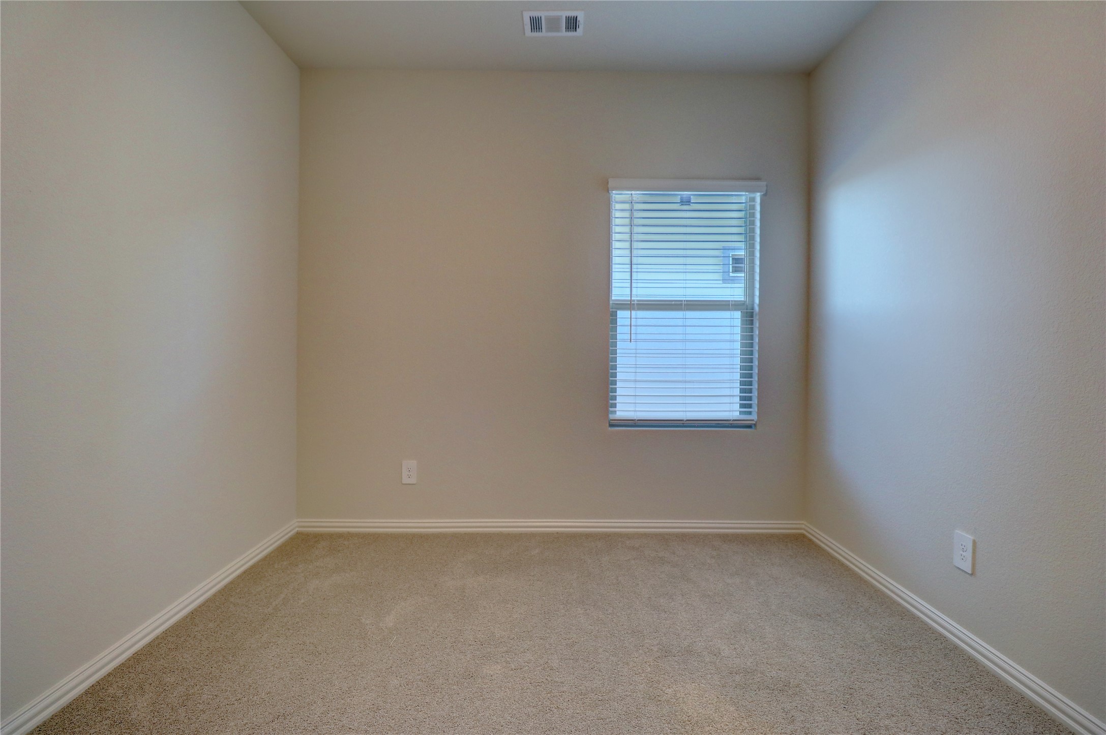4104 Zoe Lane