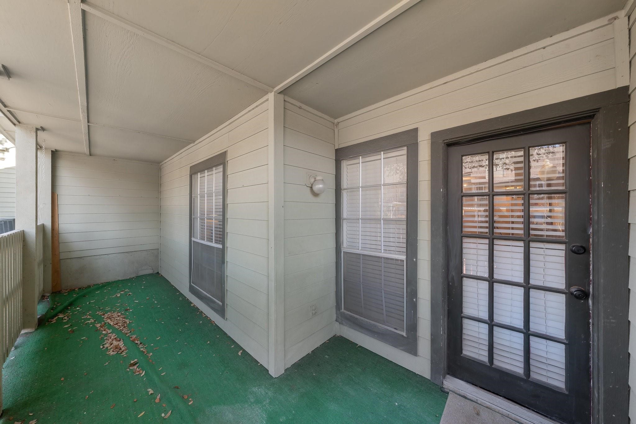 5981 Arapaho Road 305