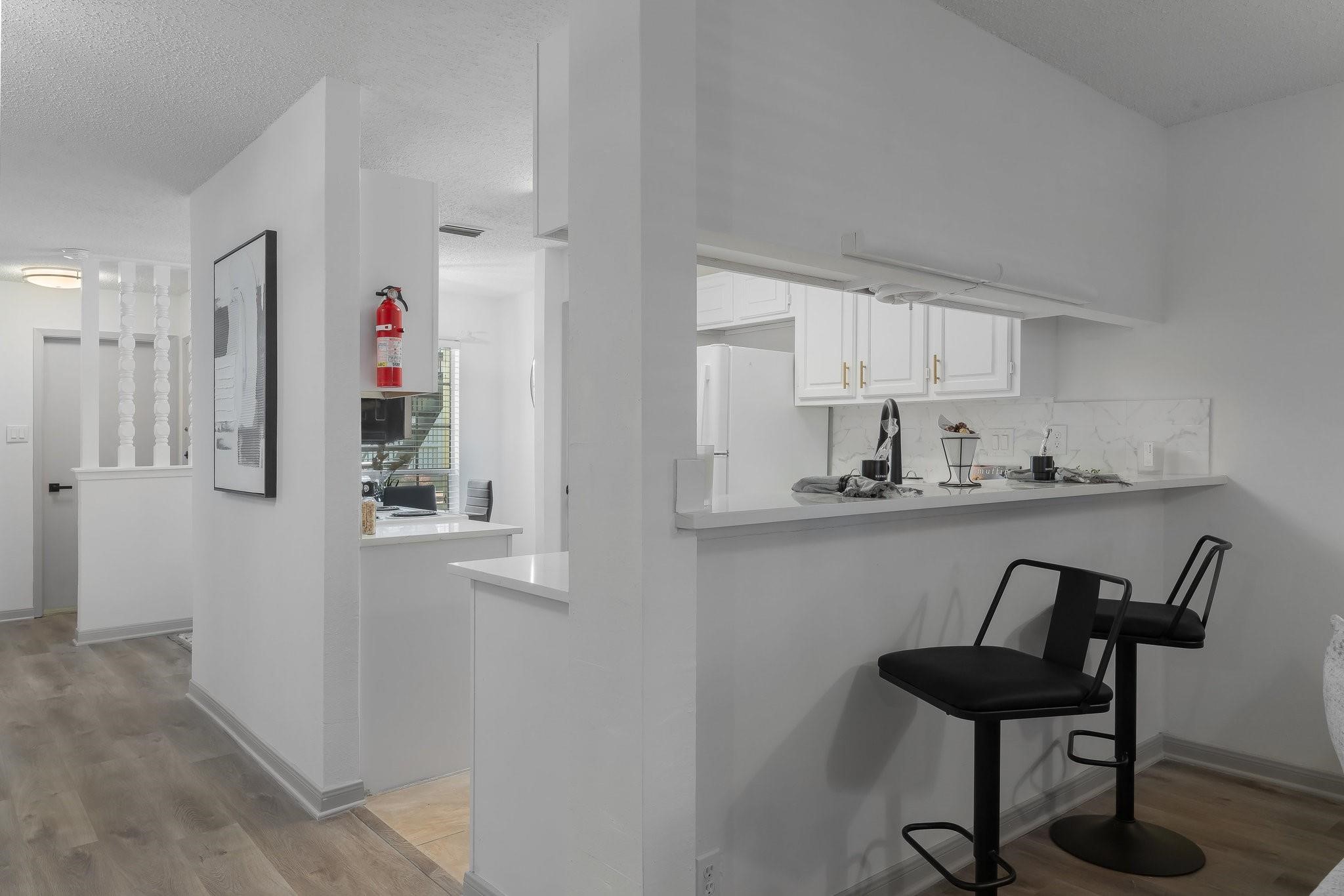 5981 Arapaho Road 305