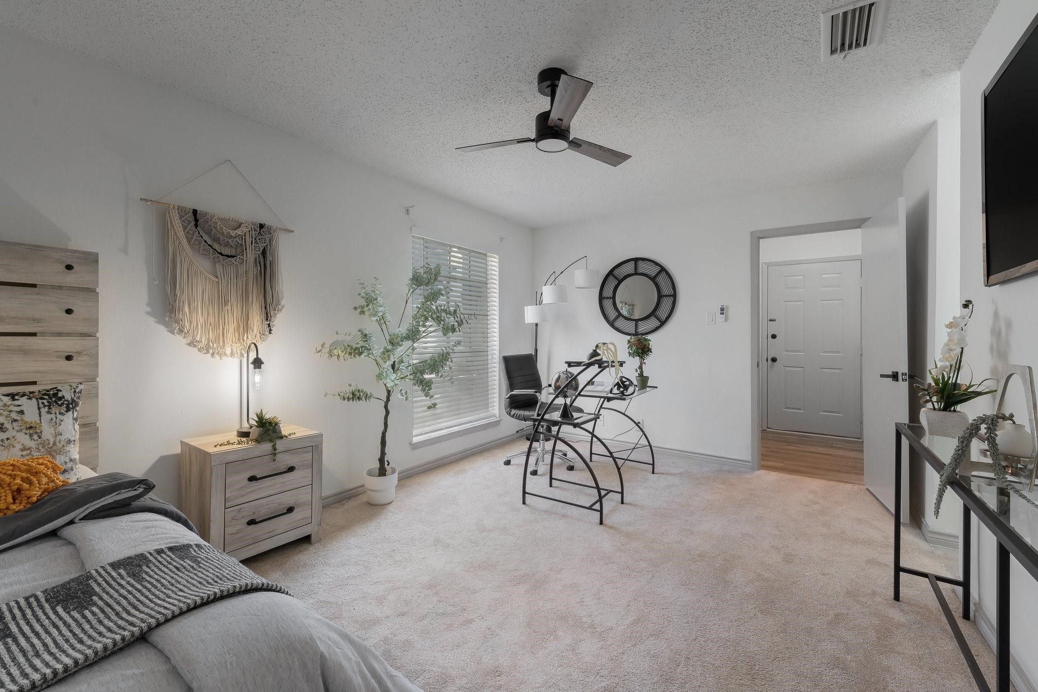 5981 Arapaho Road 305