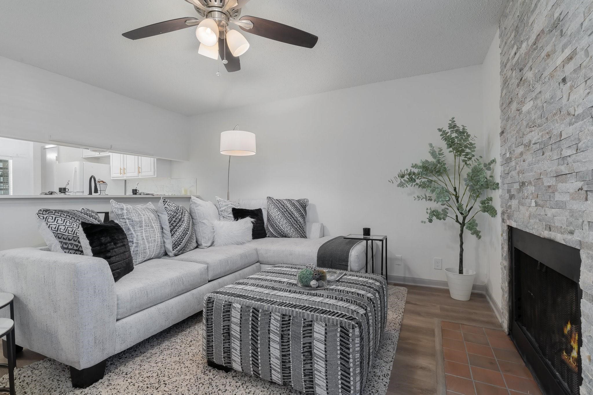 5981 Arapaho Road 305