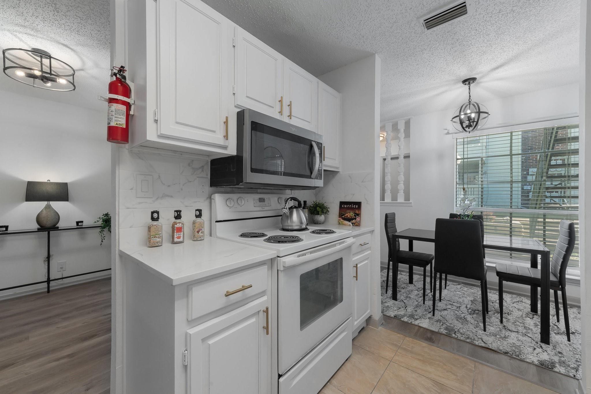 5981 Arapaho Road 305