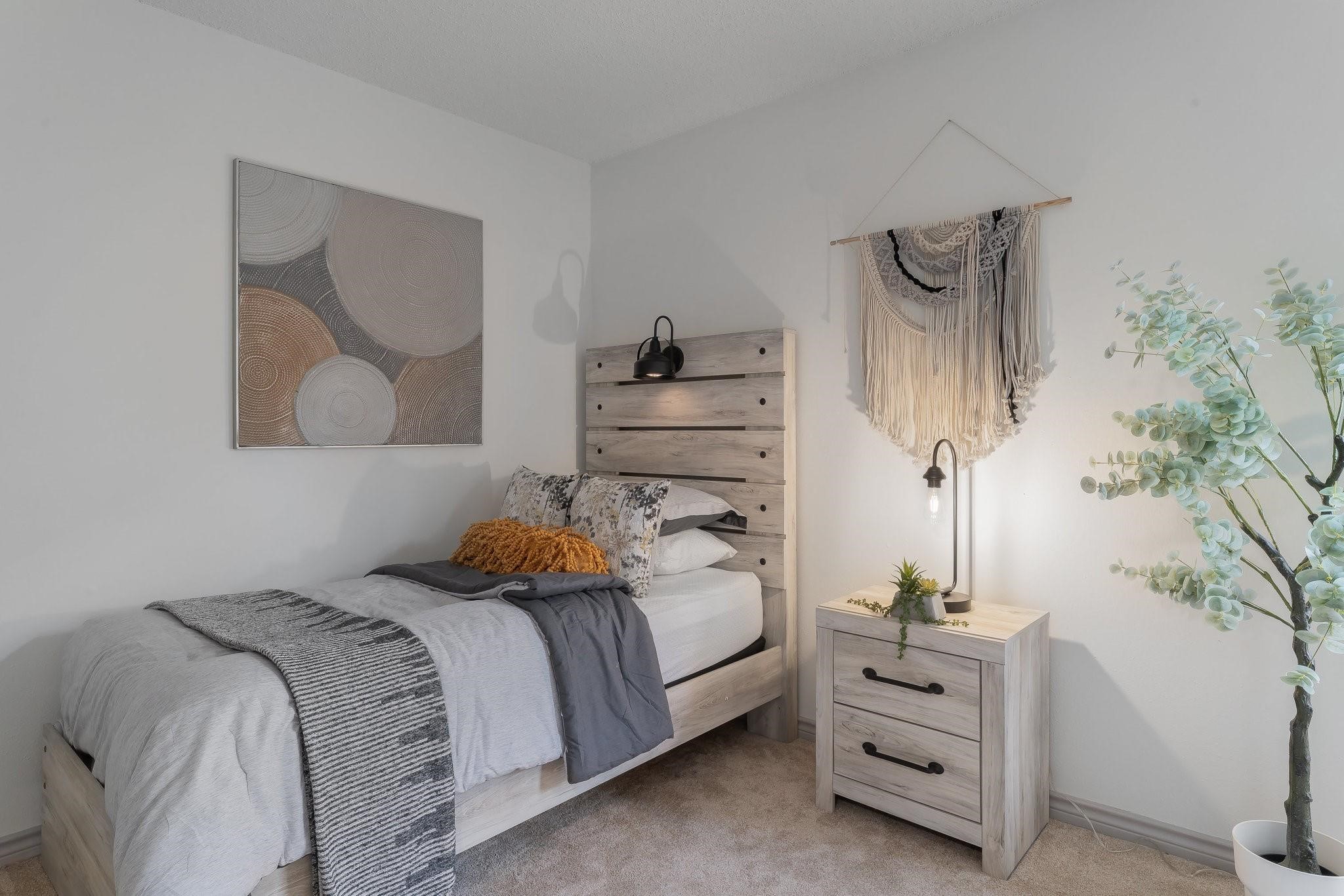 5981 Arapaho Road 305