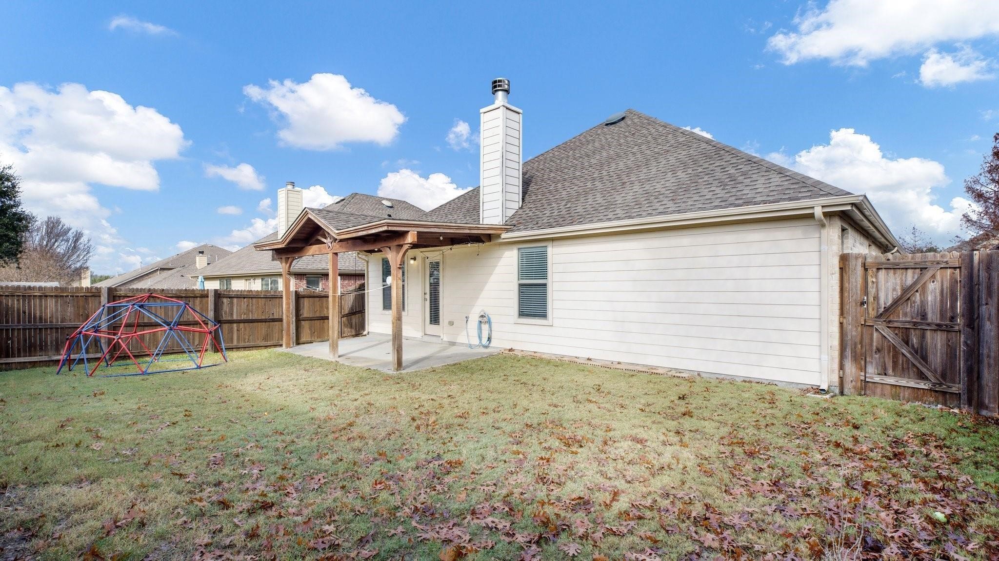 5209 Bear Valley Drive