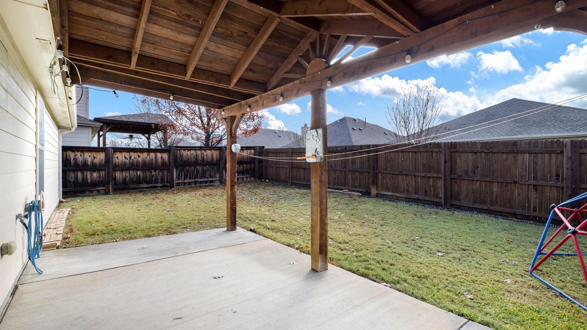 5209 Bear Valley Drive