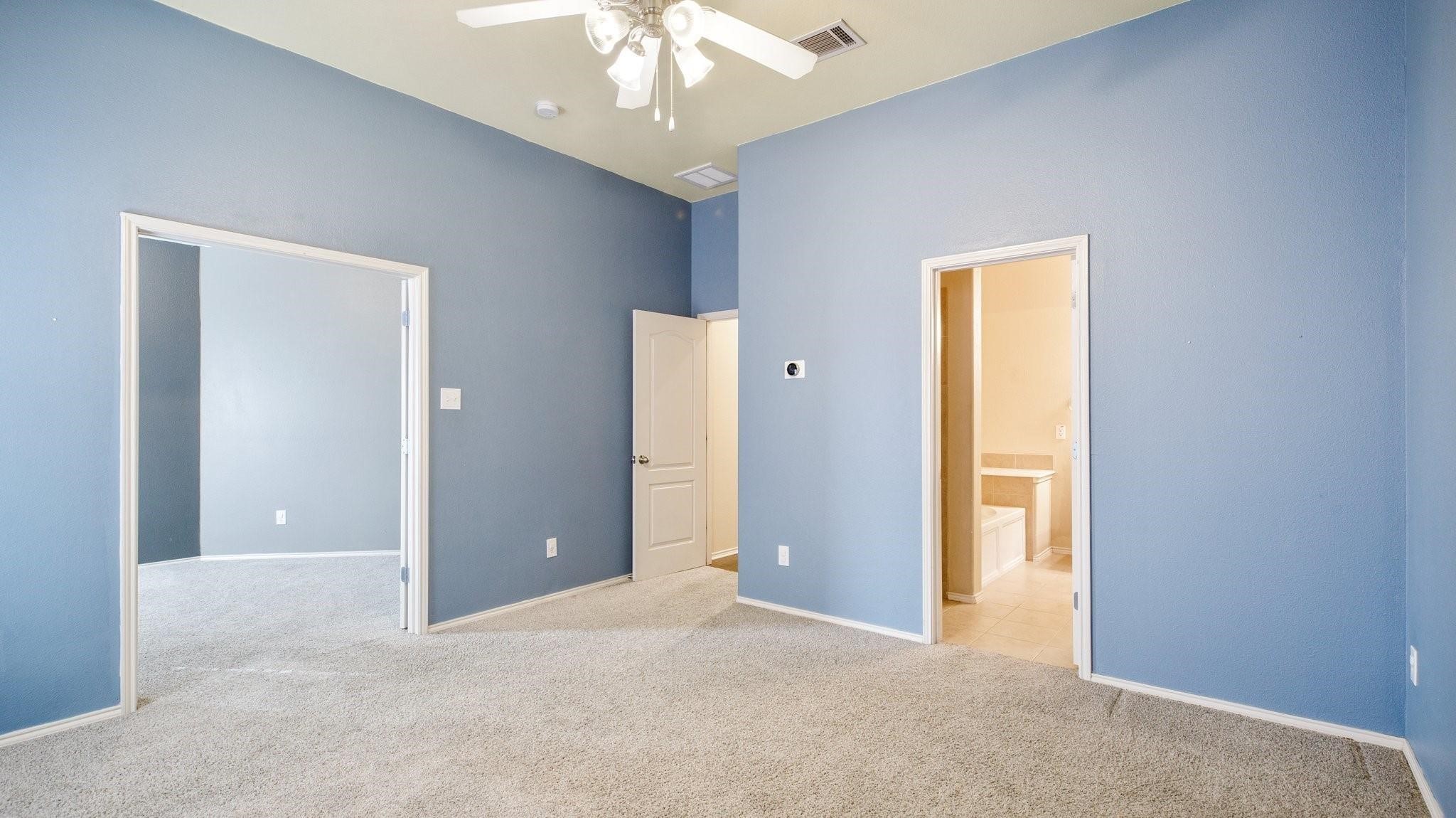 5209 Bear Valley Drive