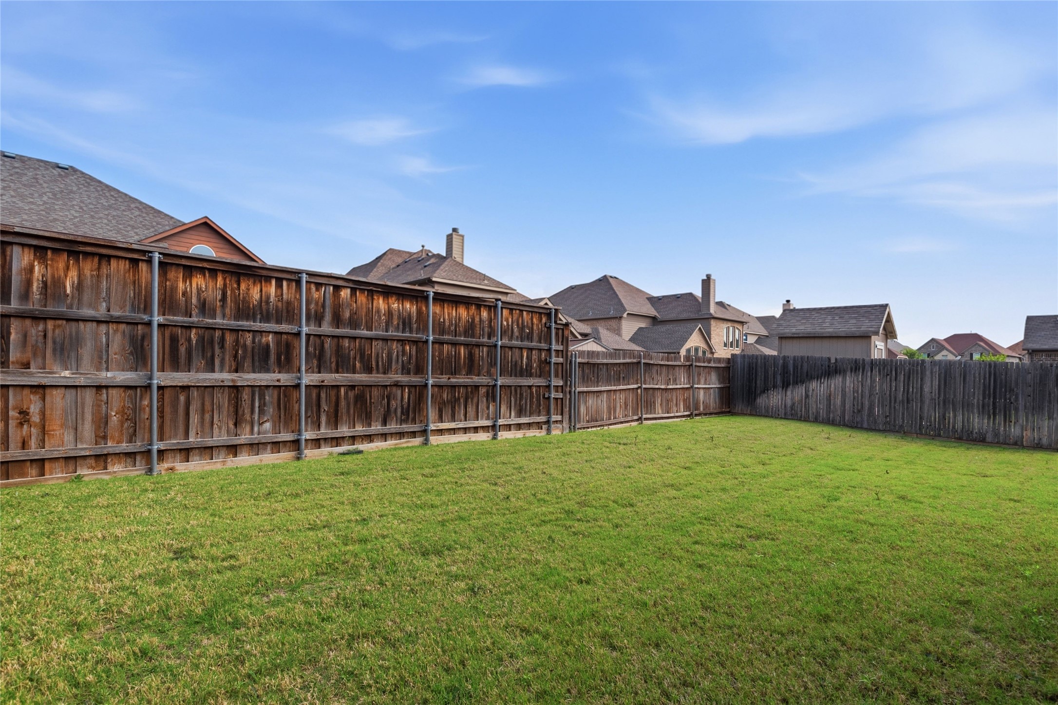 2461 Kingsgate Drive