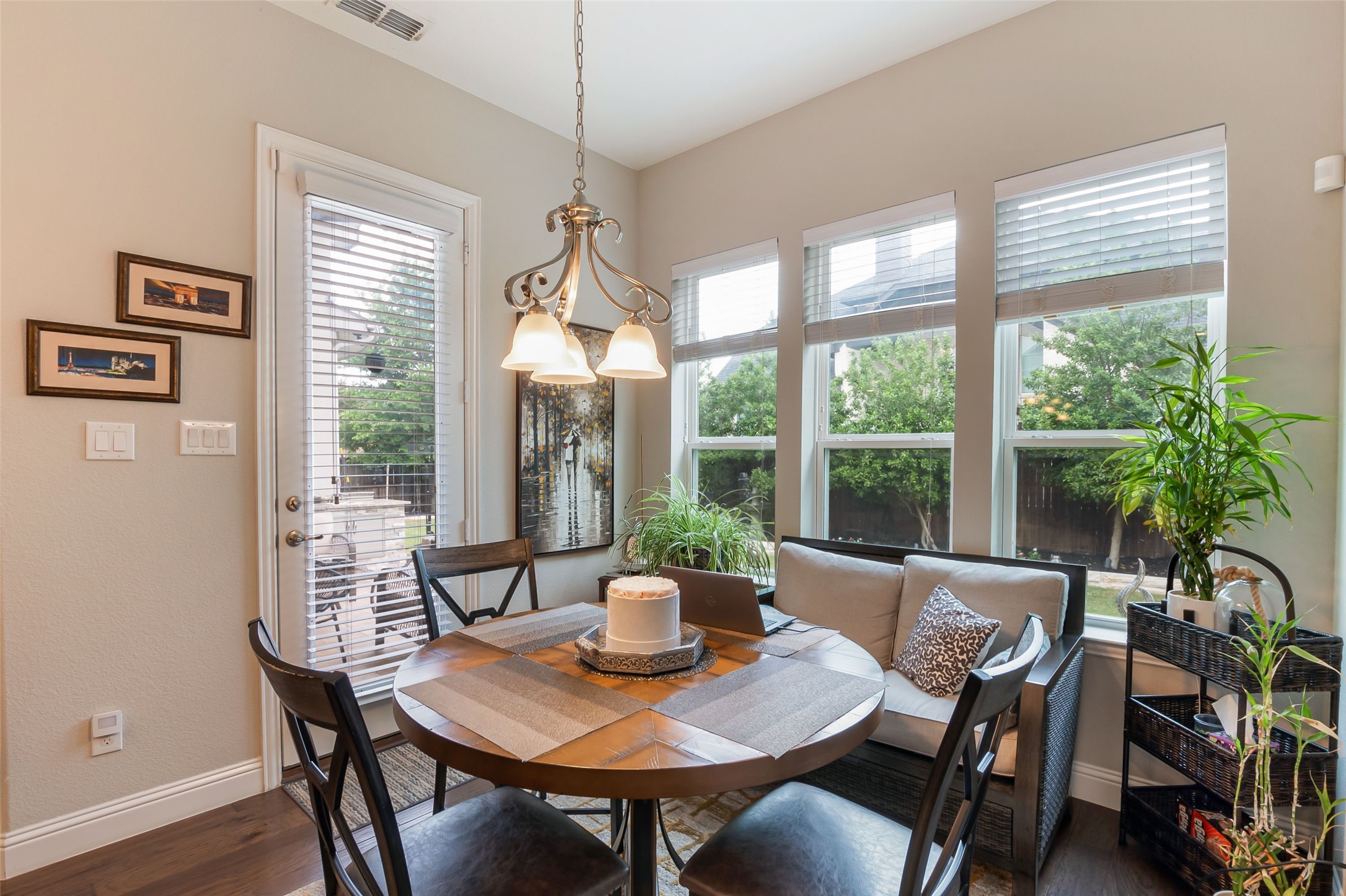 12818 Caterpillar Drive