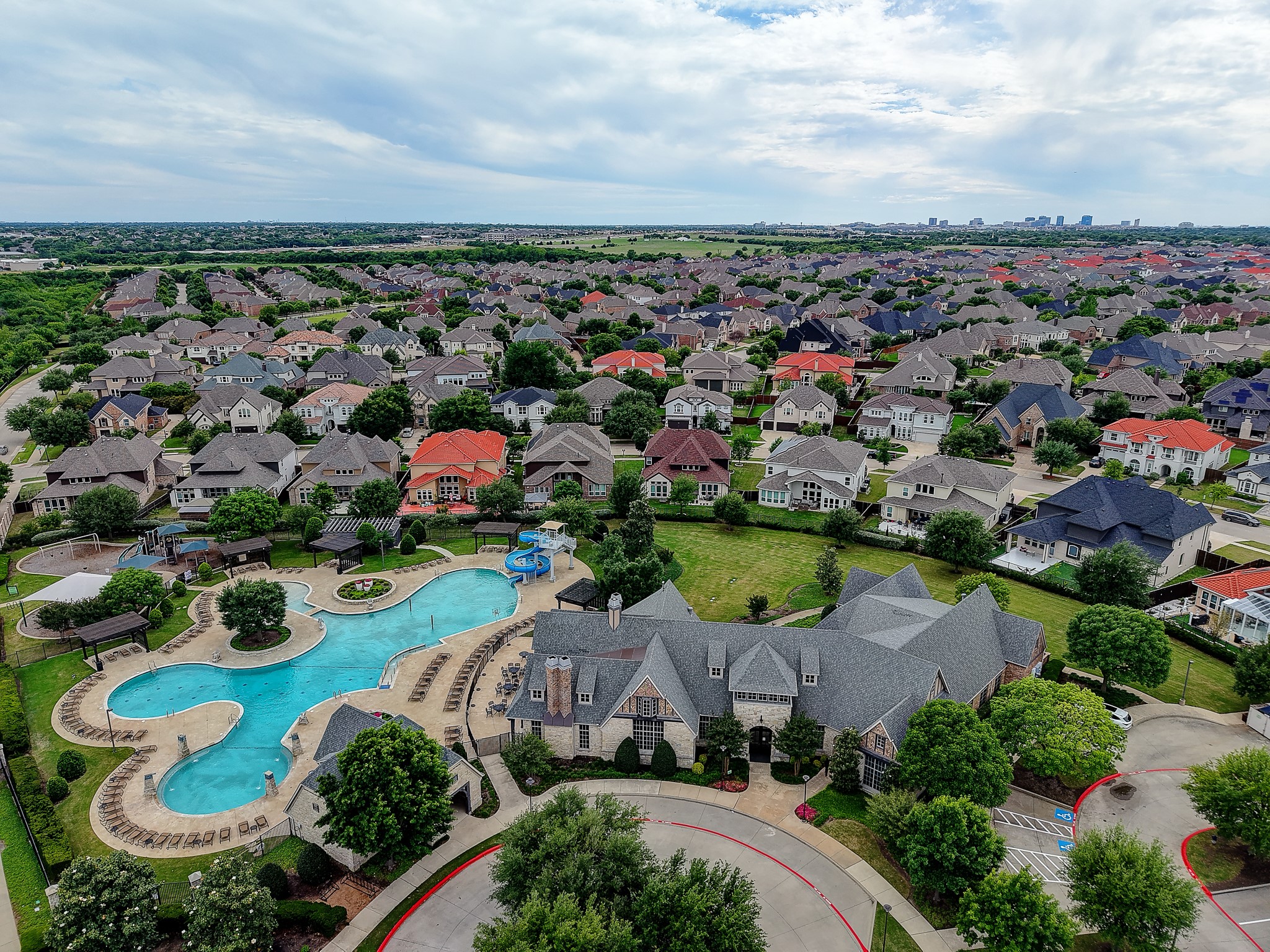 12818 Caterpillar Drive