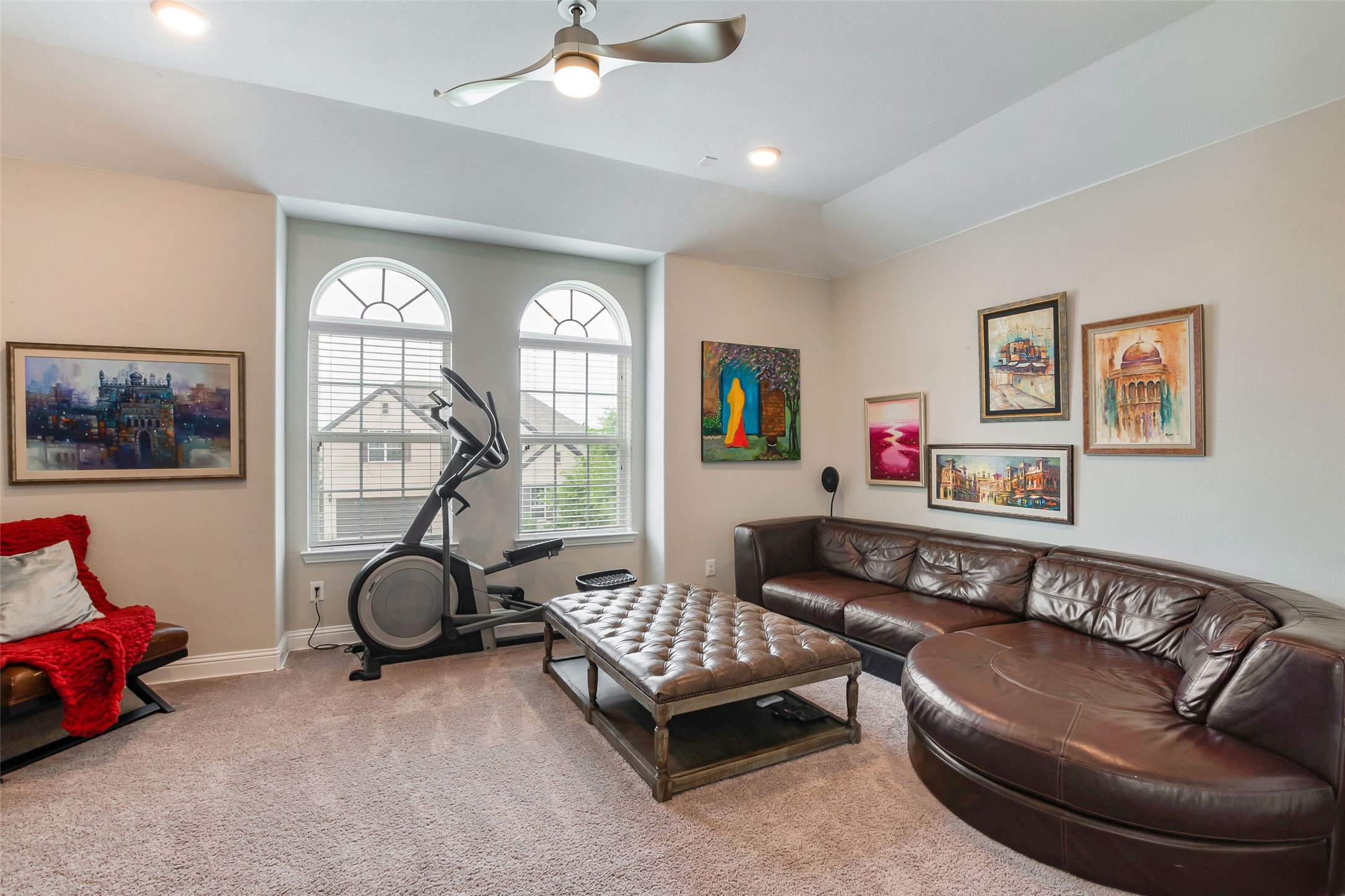 12818 Caterpillar Drive