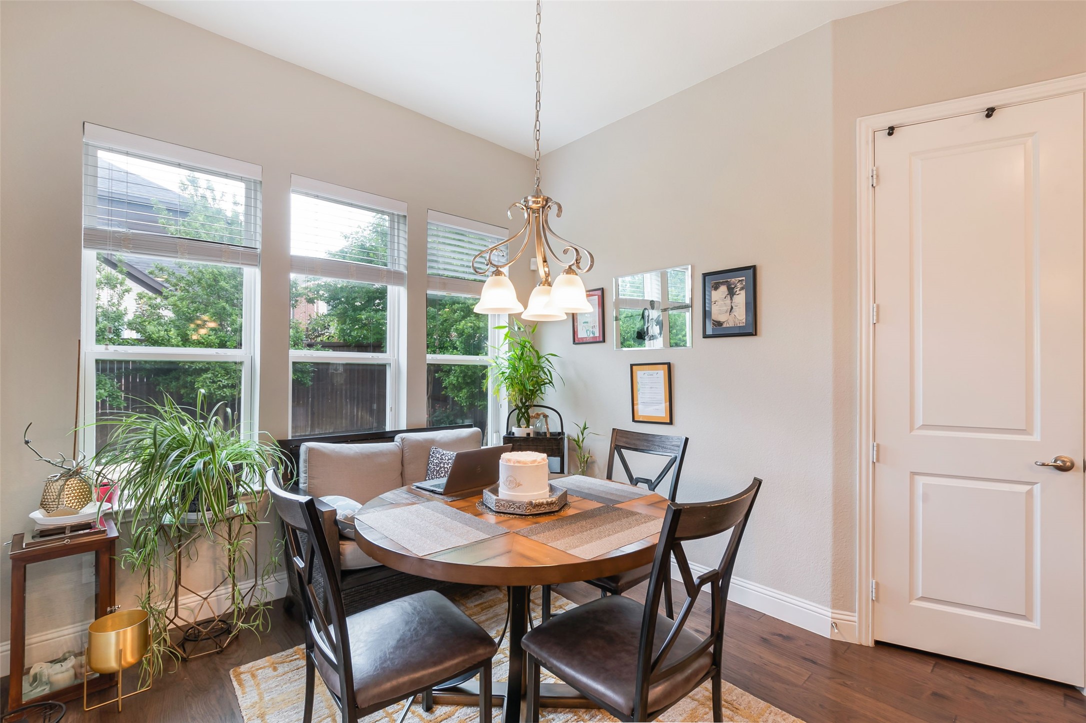 12818 Caterpillar Drive