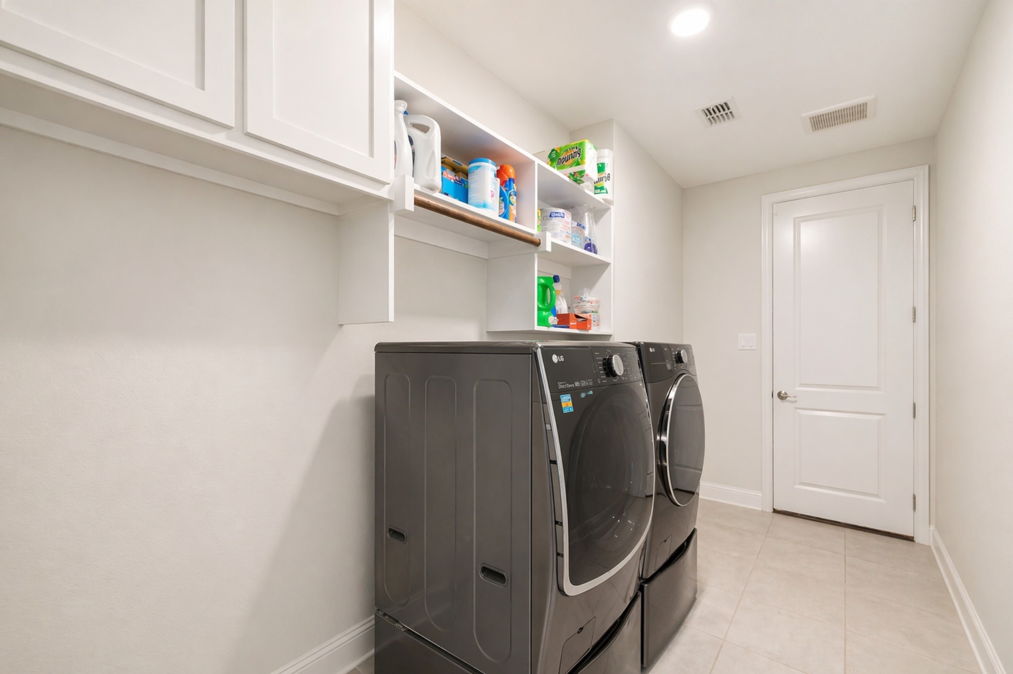 12818 Caterpillar Drive