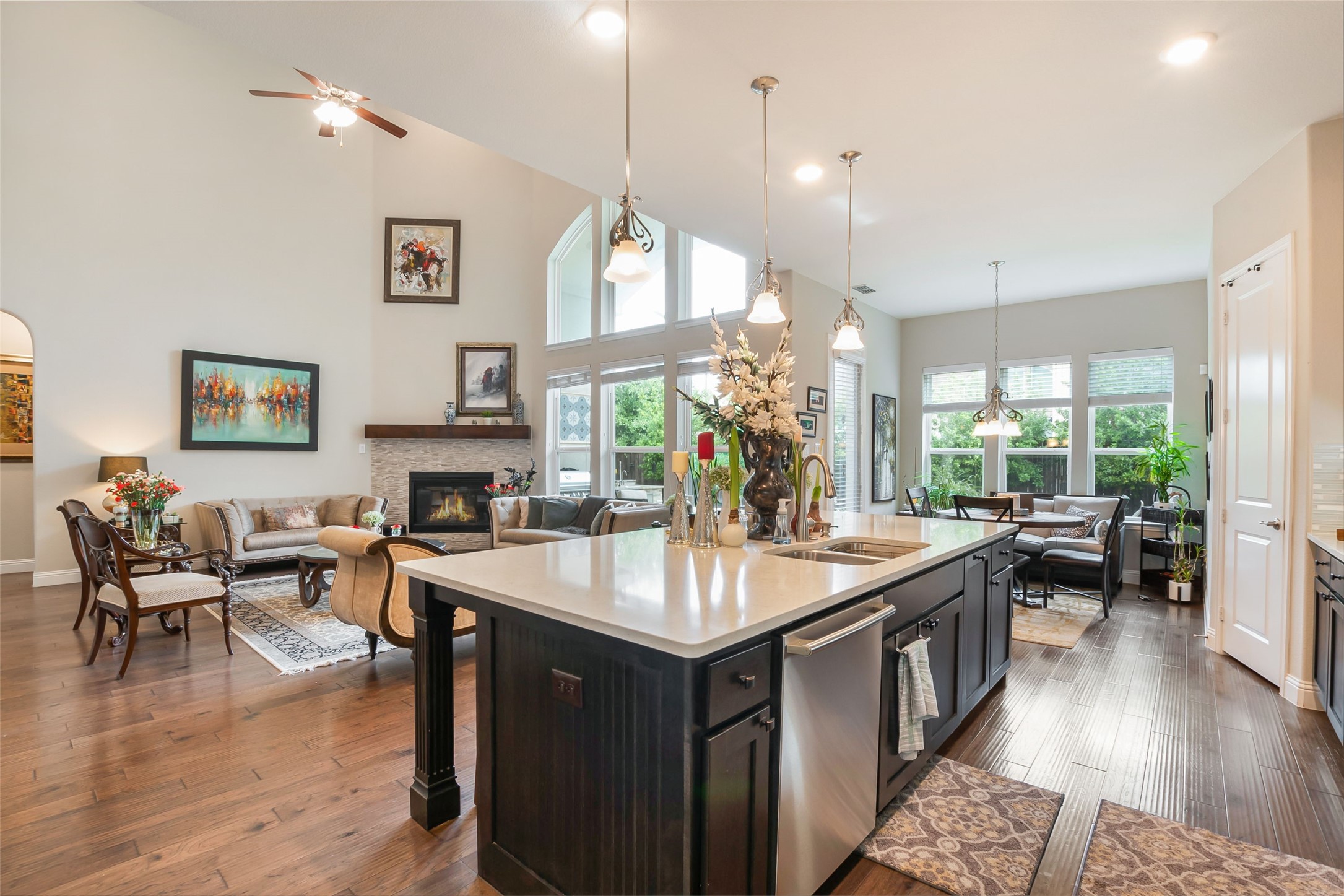 12818 Caterpillar Drive