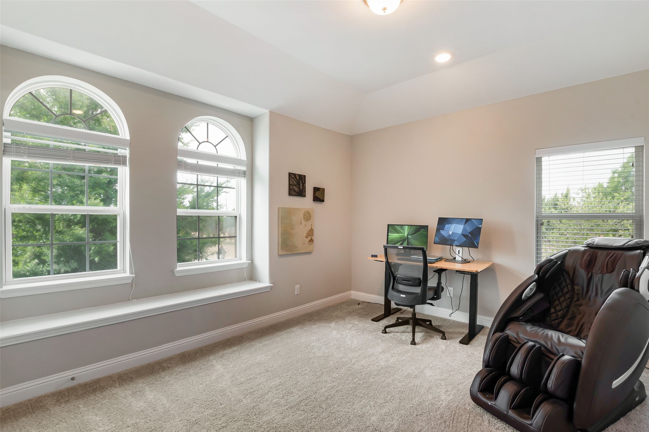 12818 Caterpillar Drive