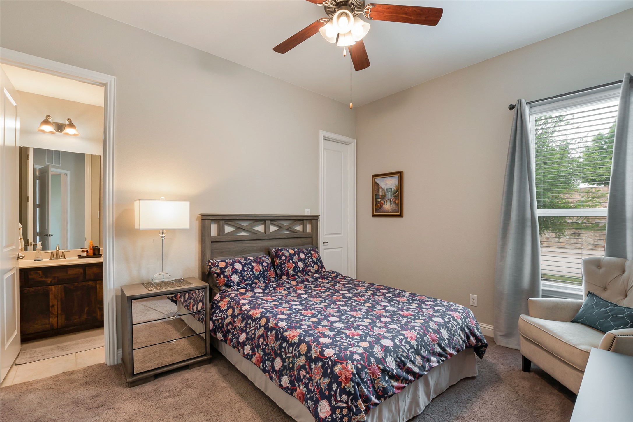 12818 Caterpillar Drive