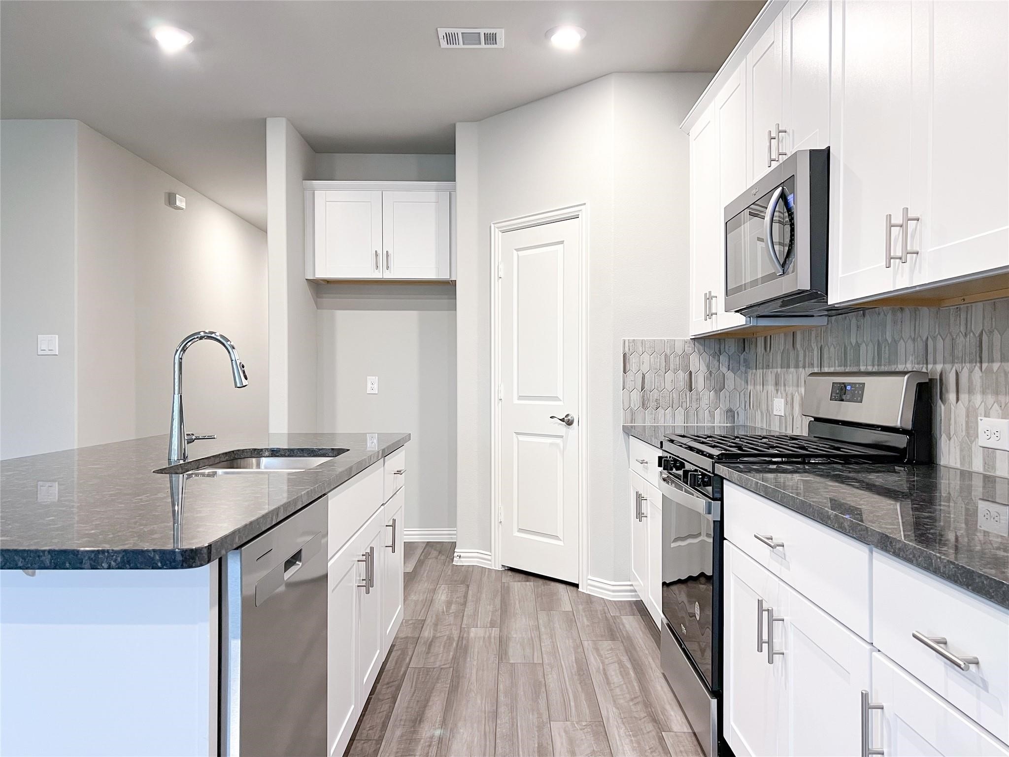 1204 Blue Ridge Place
