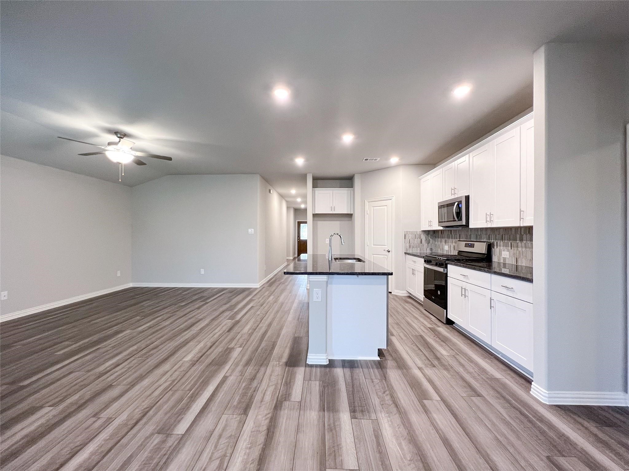 1204 Blue Ridge Place