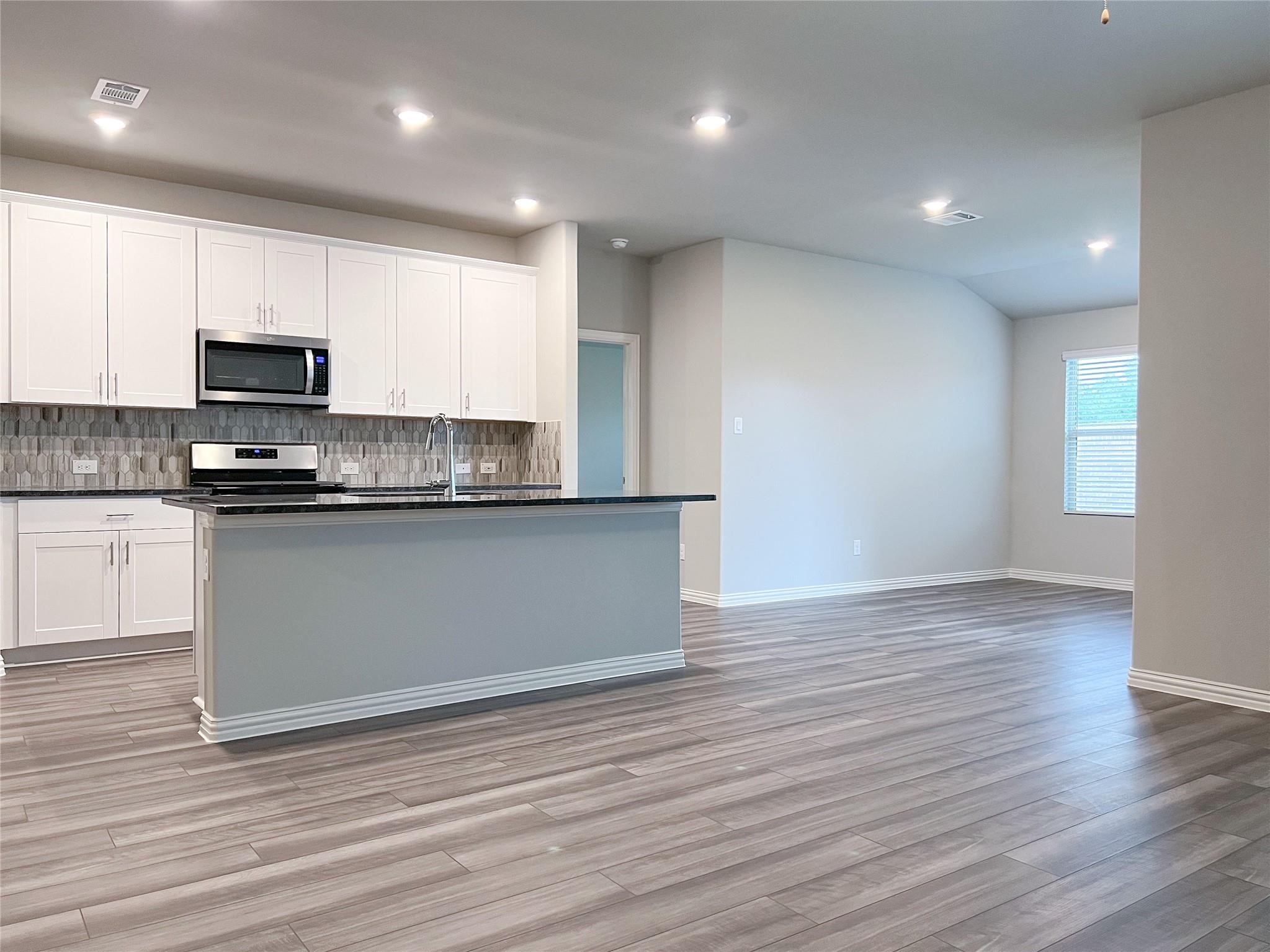 1204 Blue Ridge Place