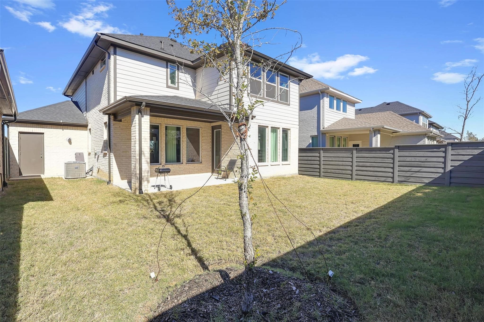 1220 Lady Mantle Way