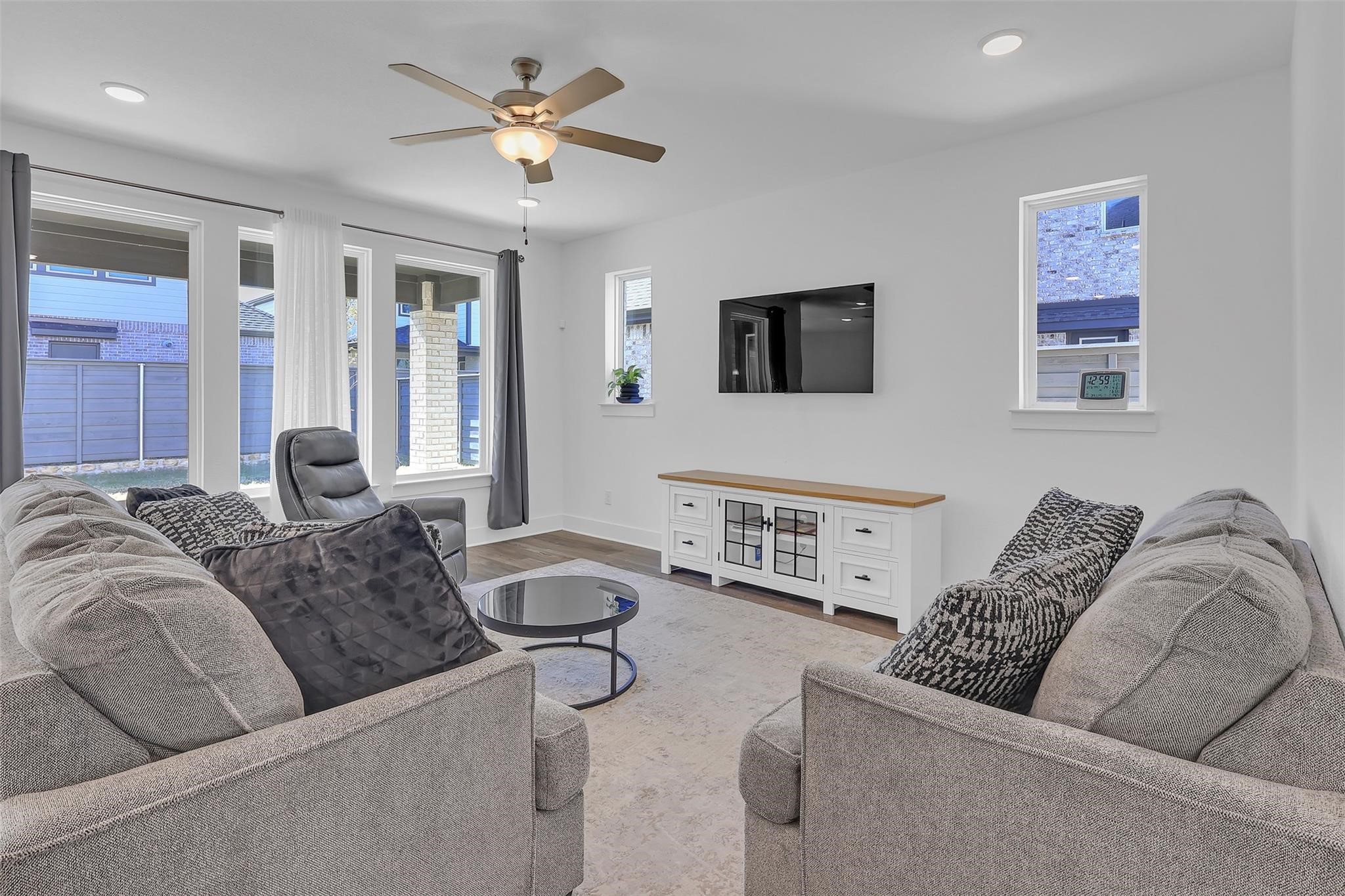 1220 Lady Mantle Way