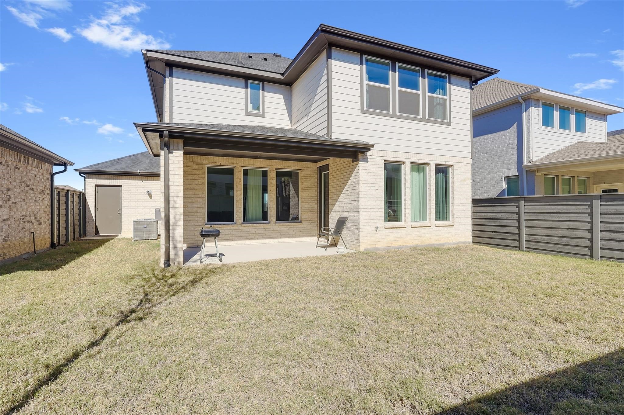 1220 Lady Mantle Way