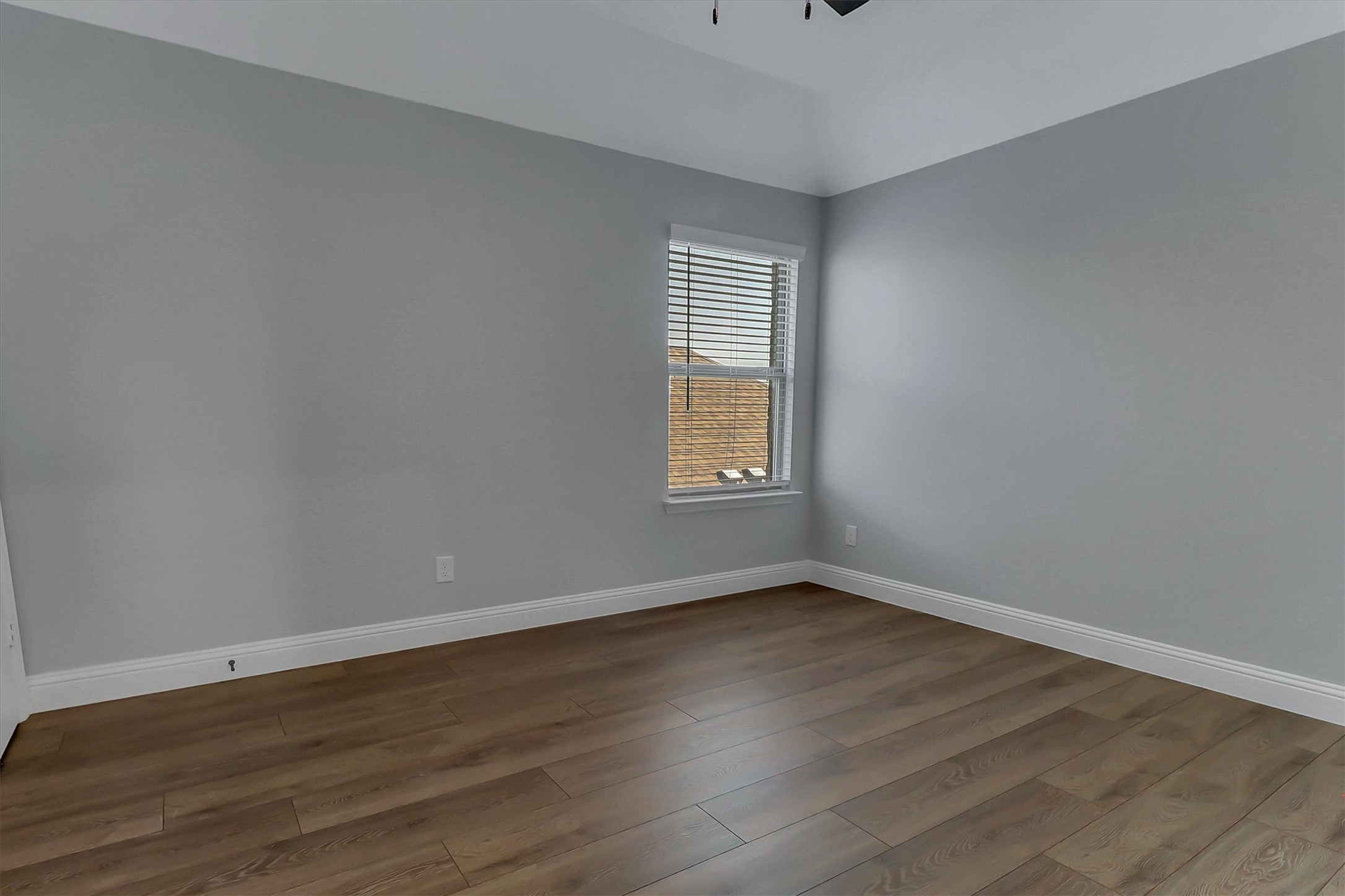 4025 Mockingbird Lane