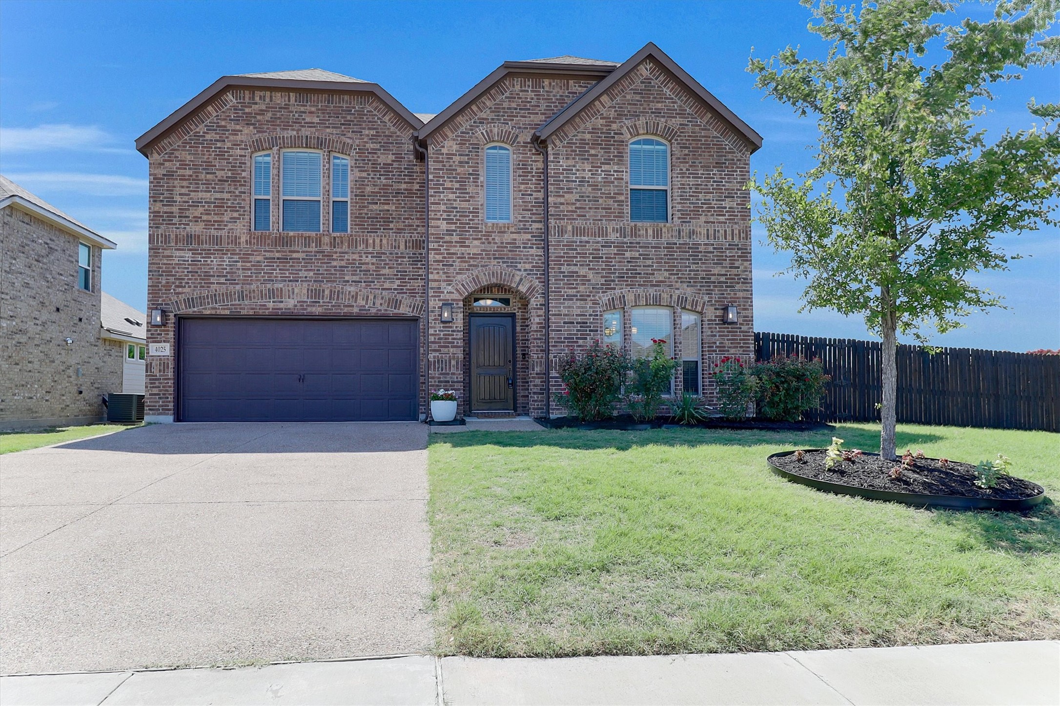 4025 Mockingbird Lane