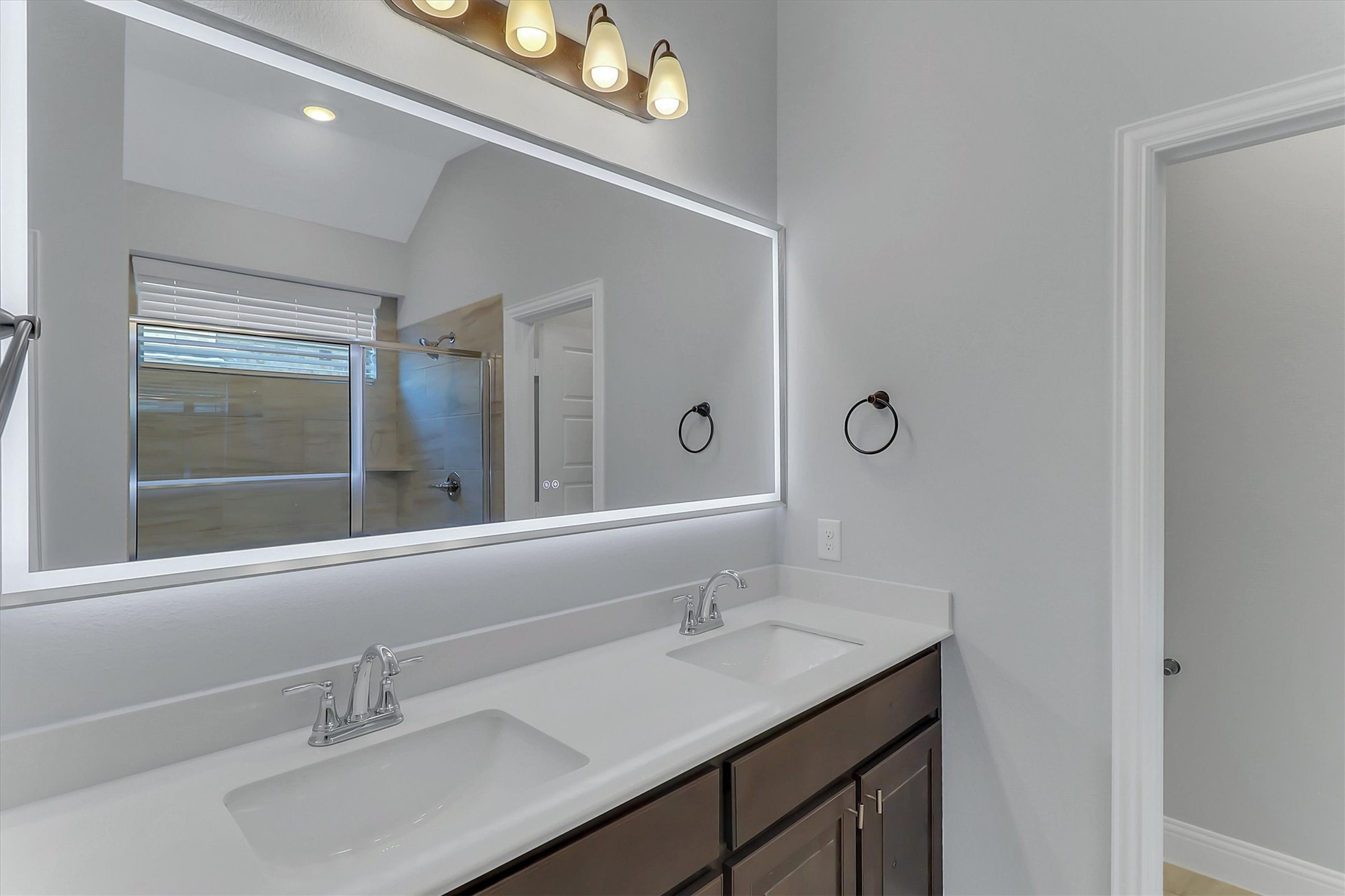 4025 Mockingbird Lane