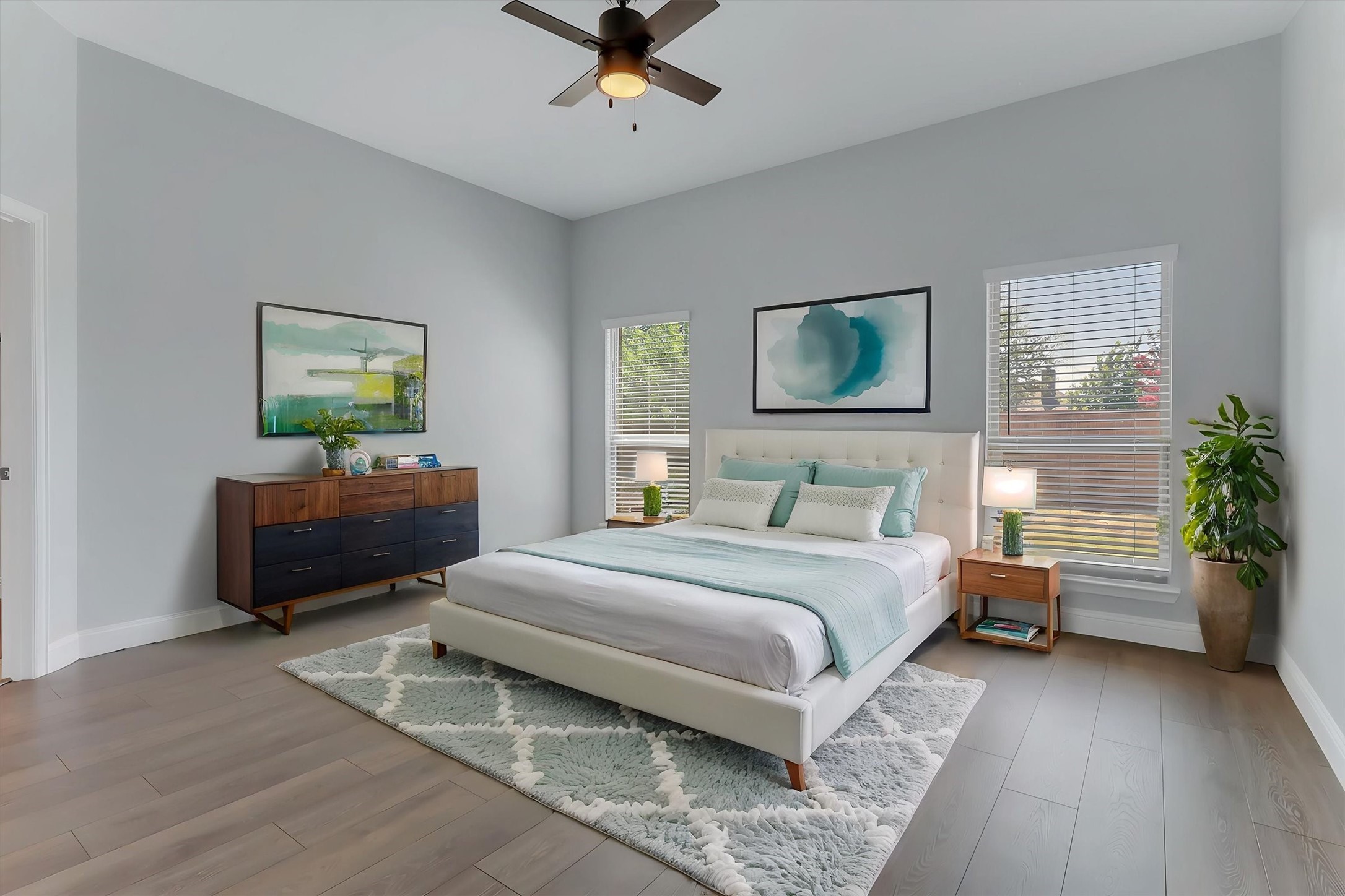 4025 Mockingbird Lane