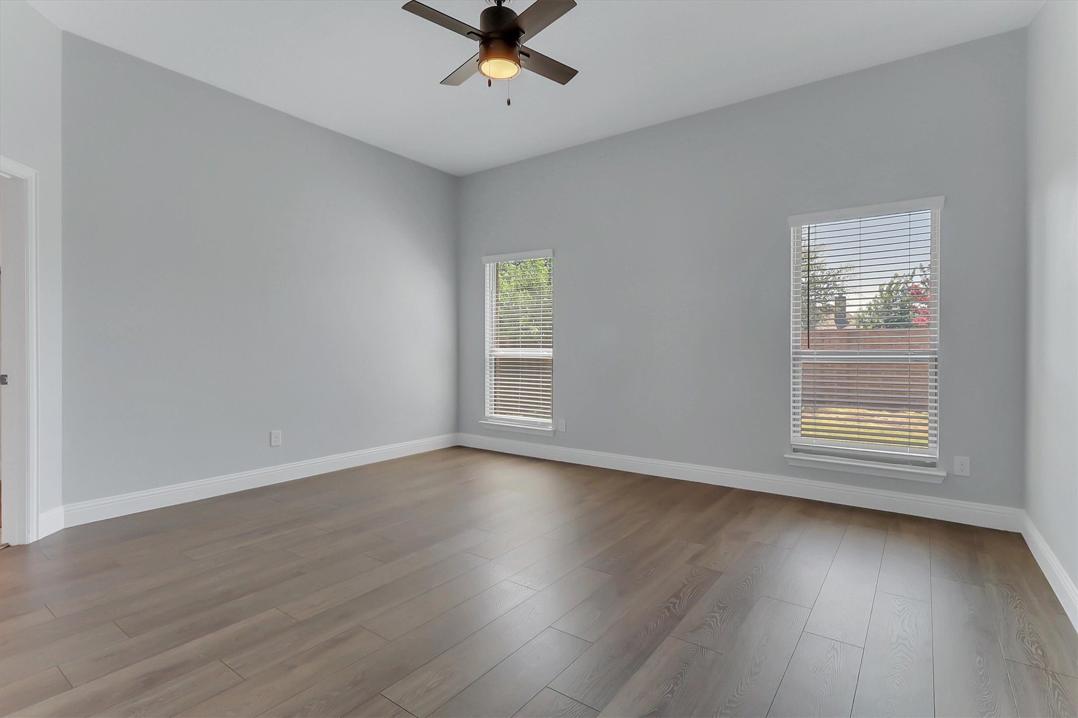 4025 Mockingbird Lane