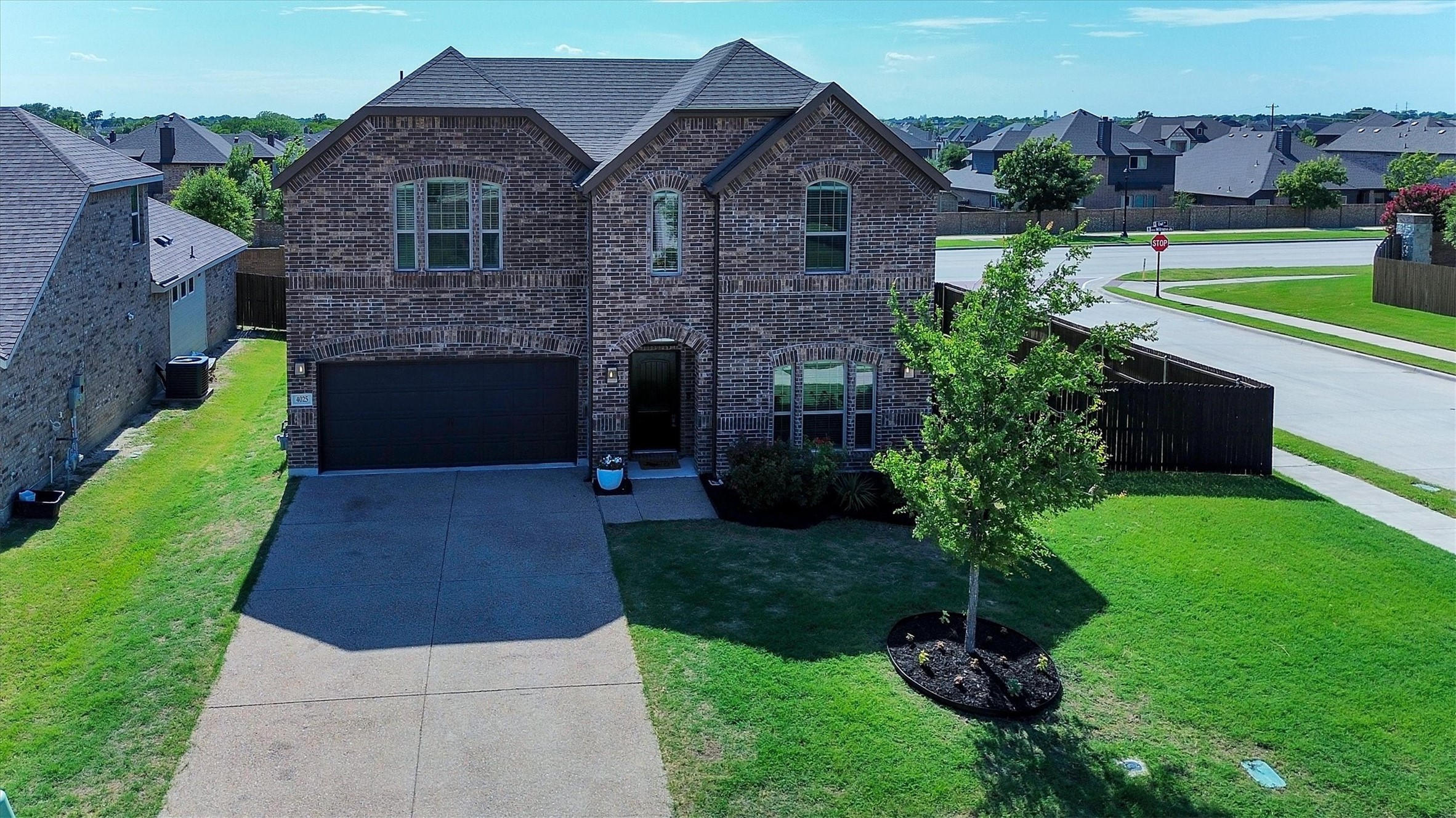 4025 Mockingbird Lane