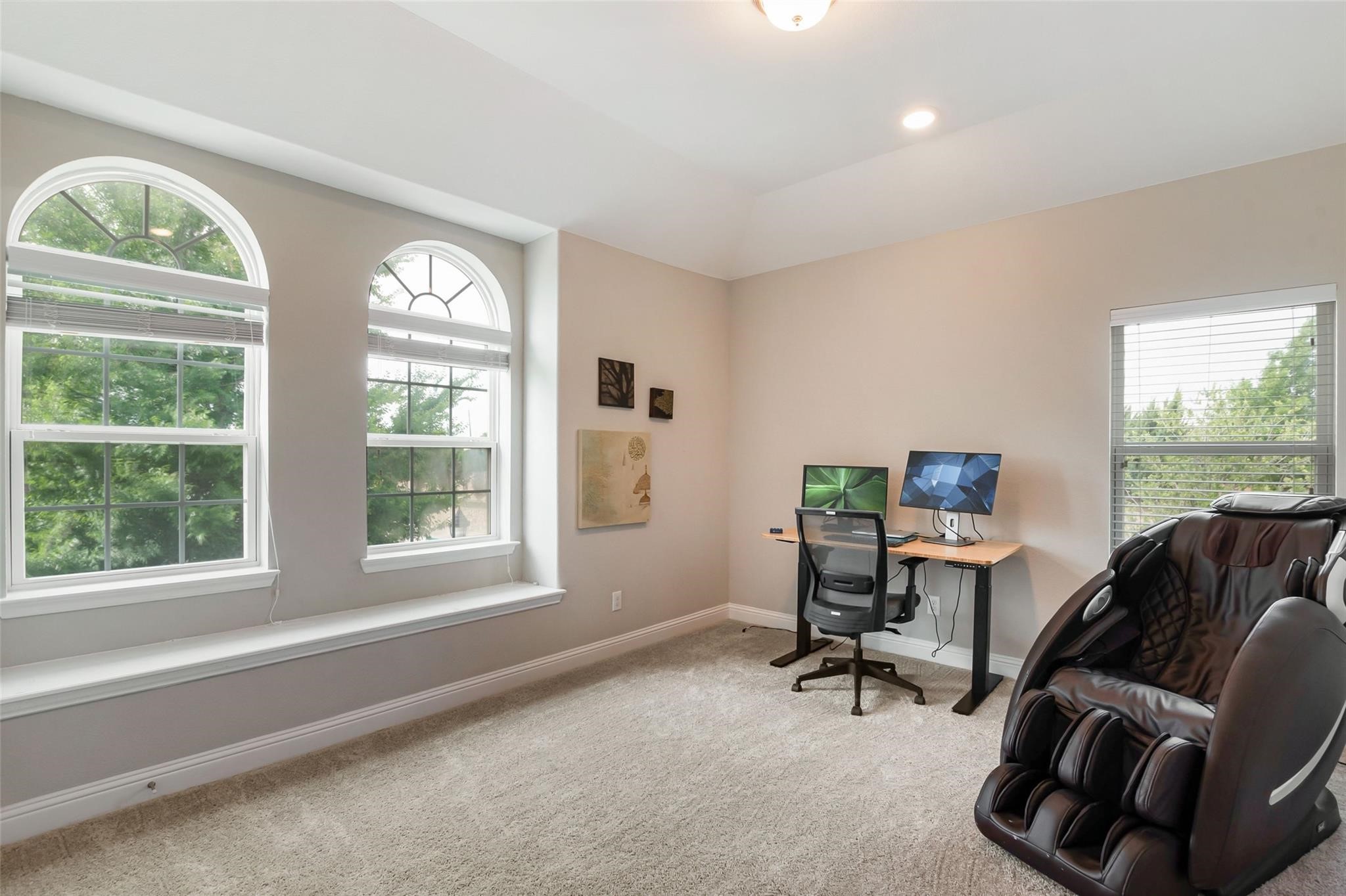 12818 Caterpillar Drive