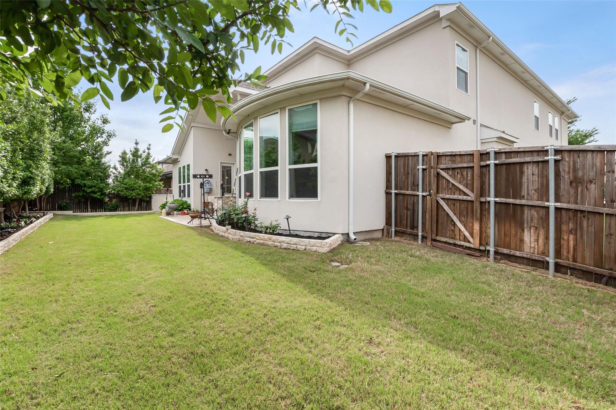 12818 Caterpillar Drive