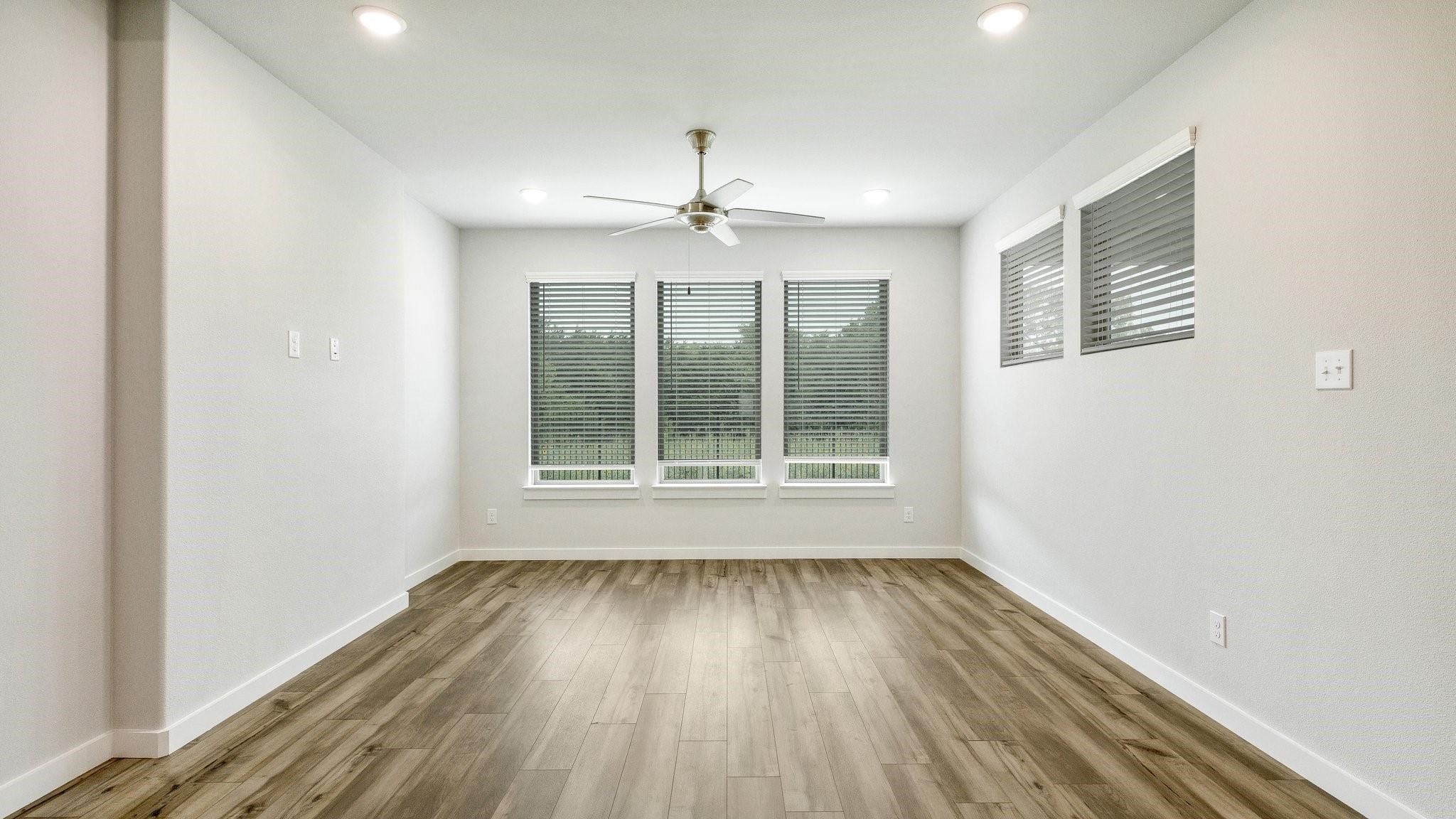 3815 Kenwood Drive