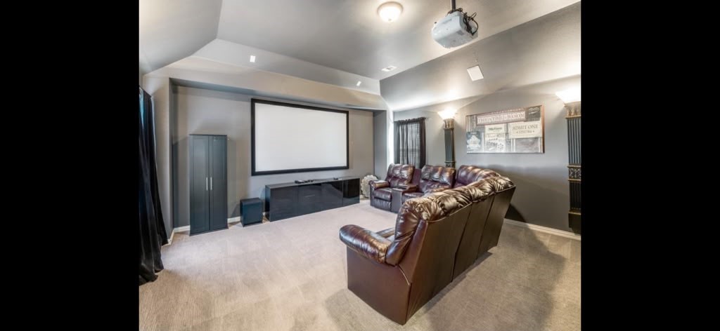 3250 Woodbine Trail