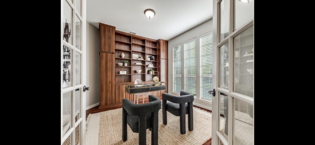 3250 Woodbine Trail
