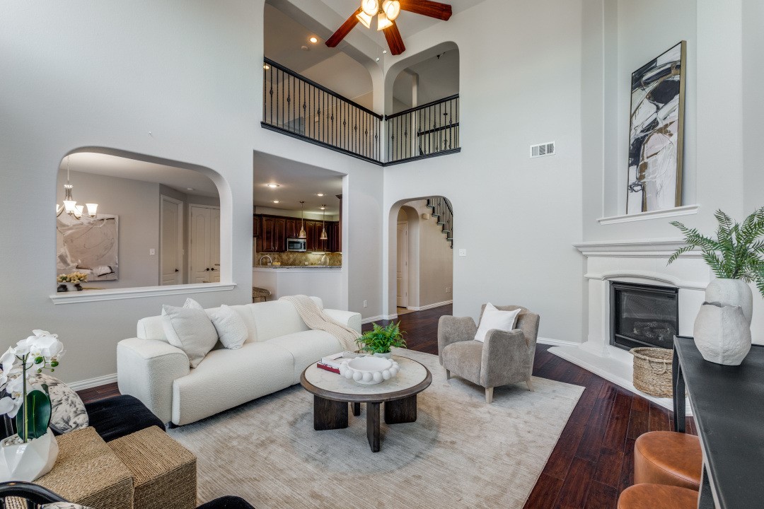3250 Woodbine Trail