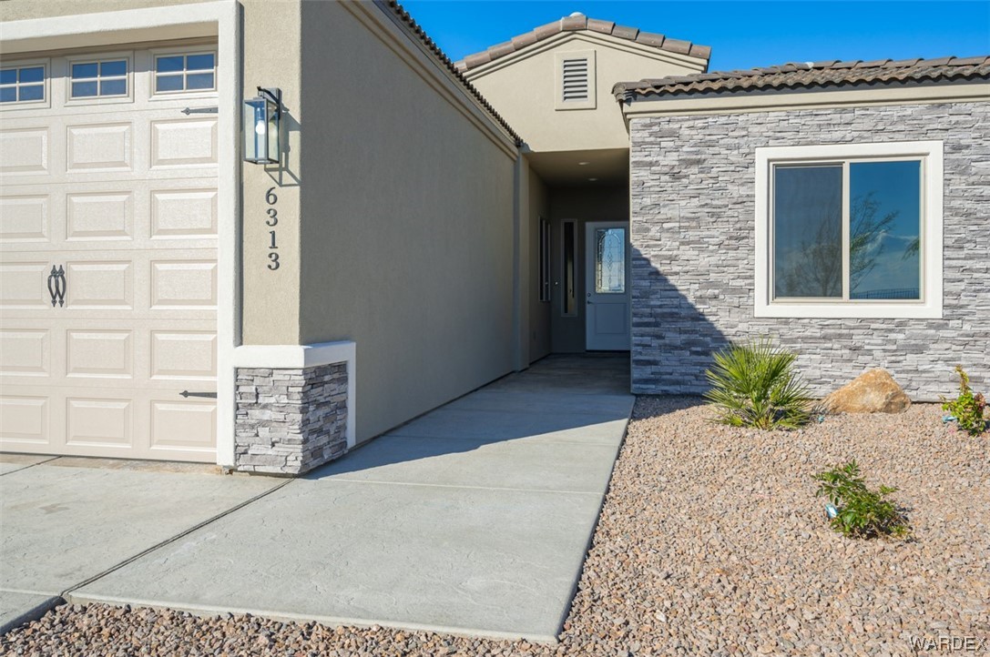 6313 S Vista Laguna Drive